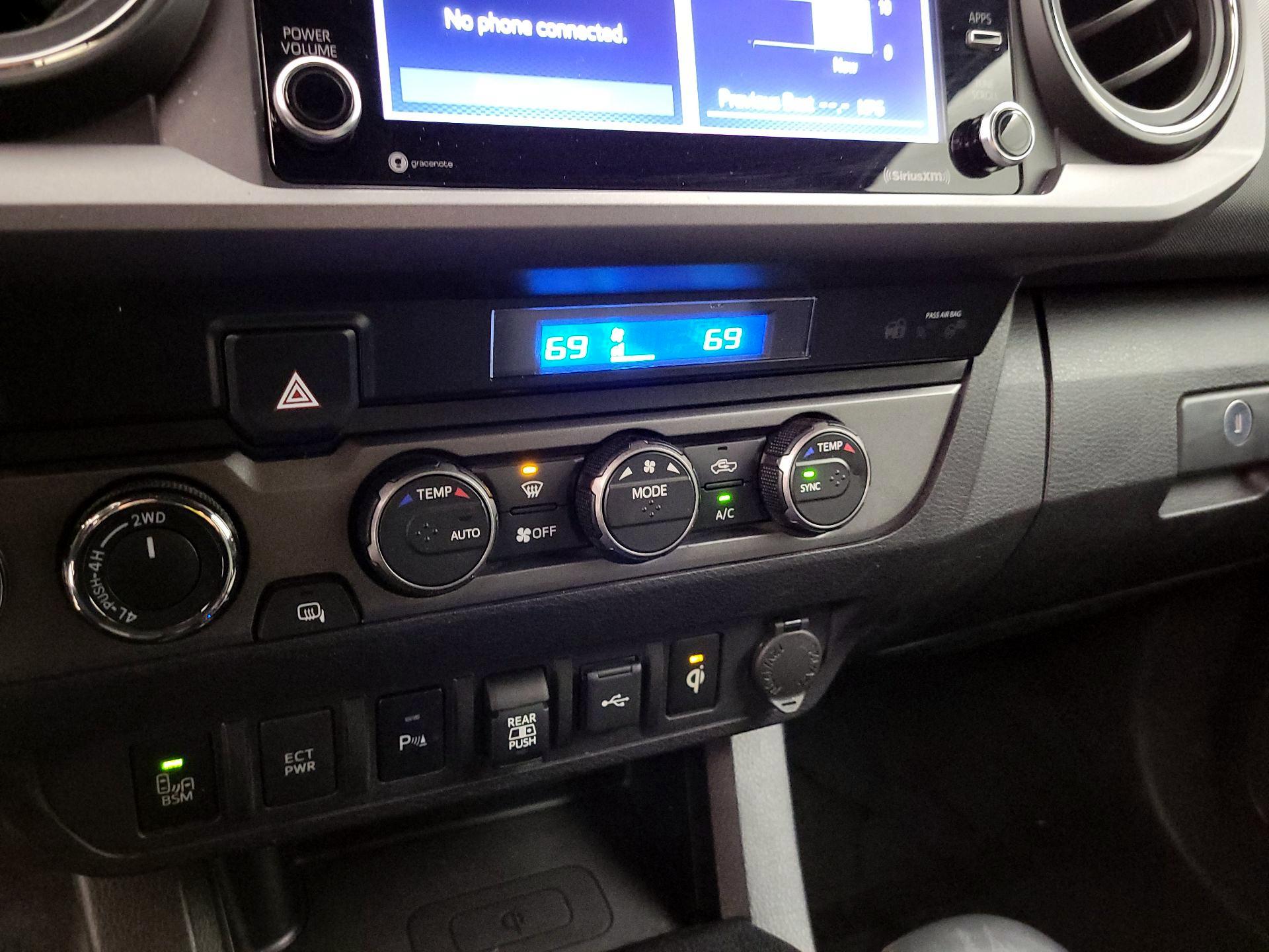 Thumbnail: 2021 Toyota Tacoma - 16