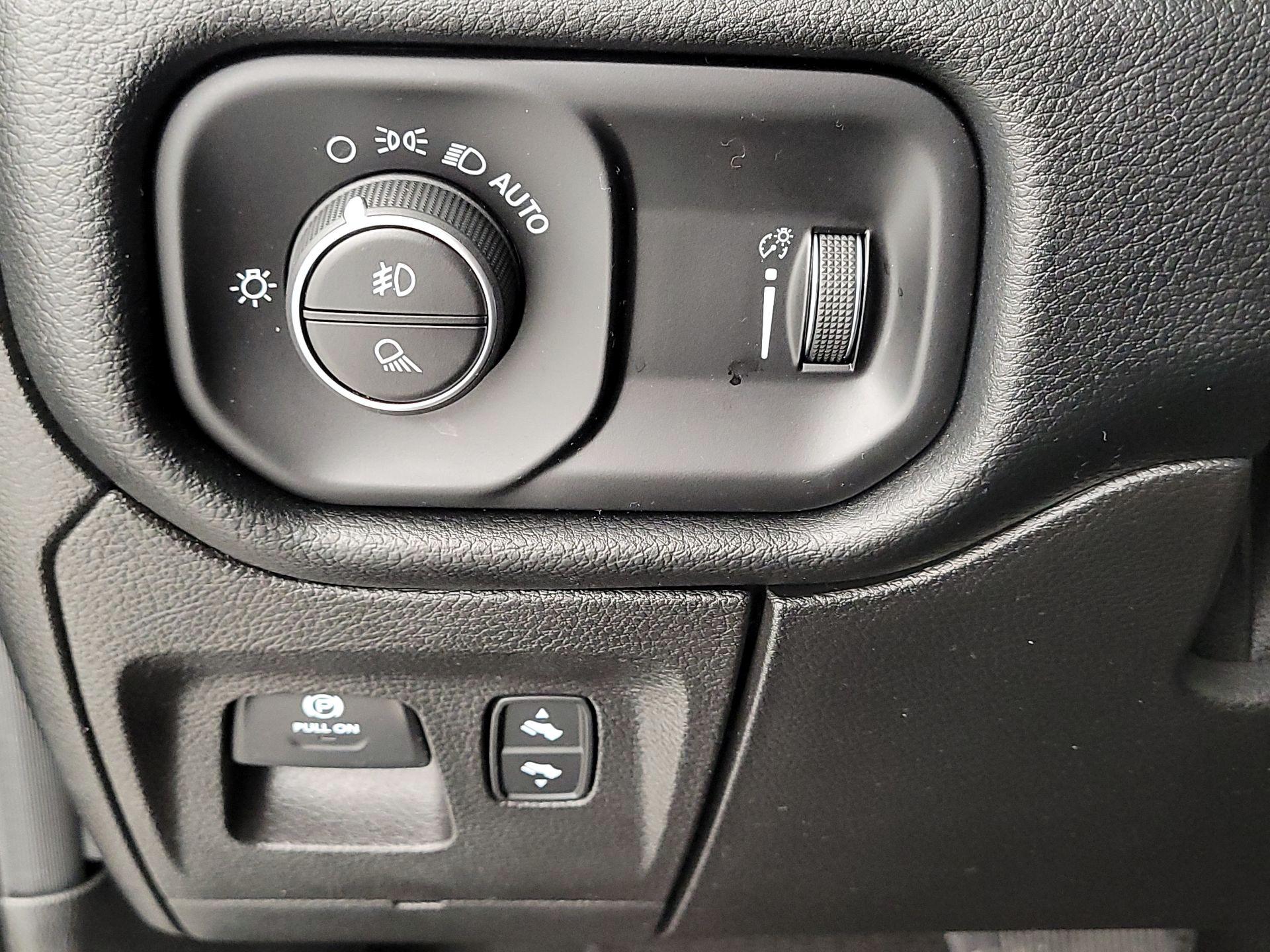 Thumbnail: 2020 RAM 1500 - 13