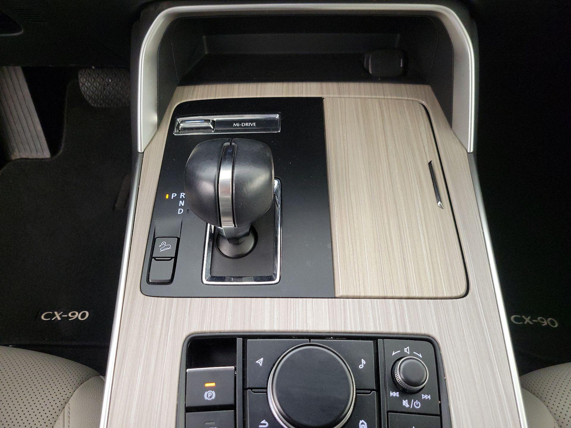 Thumbnail: 2024 Mazda CX-90 - 17