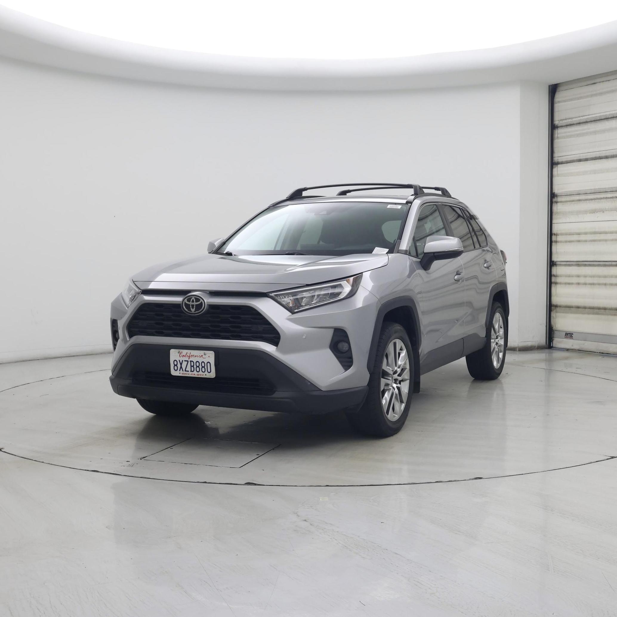 Thumbnail: 2021 Toyota RAV4 - 4