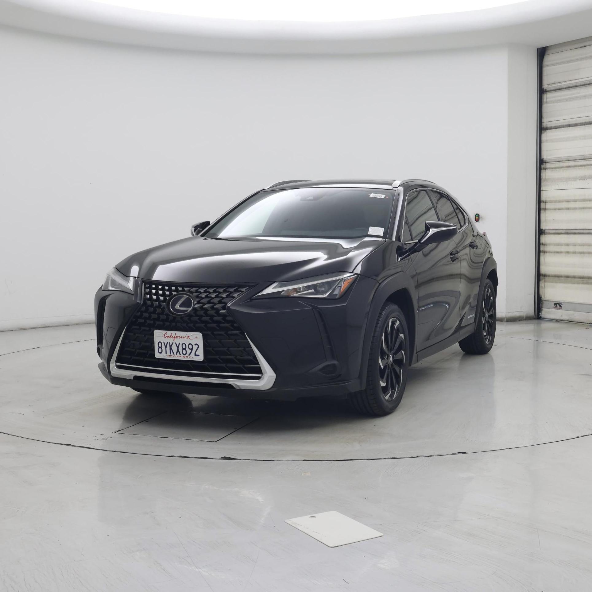 Thumbnail: 2020 Lexus UX - 4