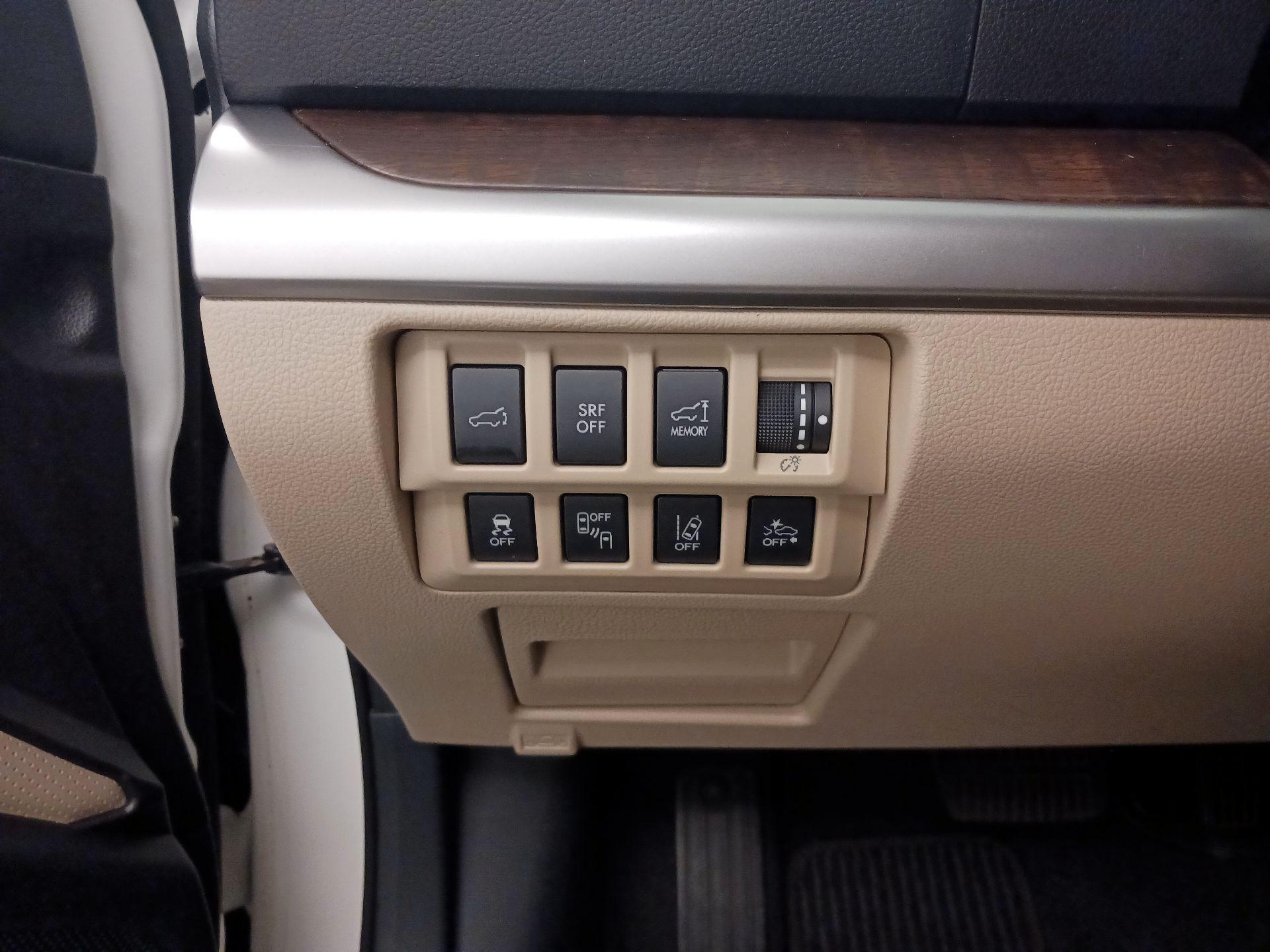 Thumbnail: 2017 Subaru Outback - 13