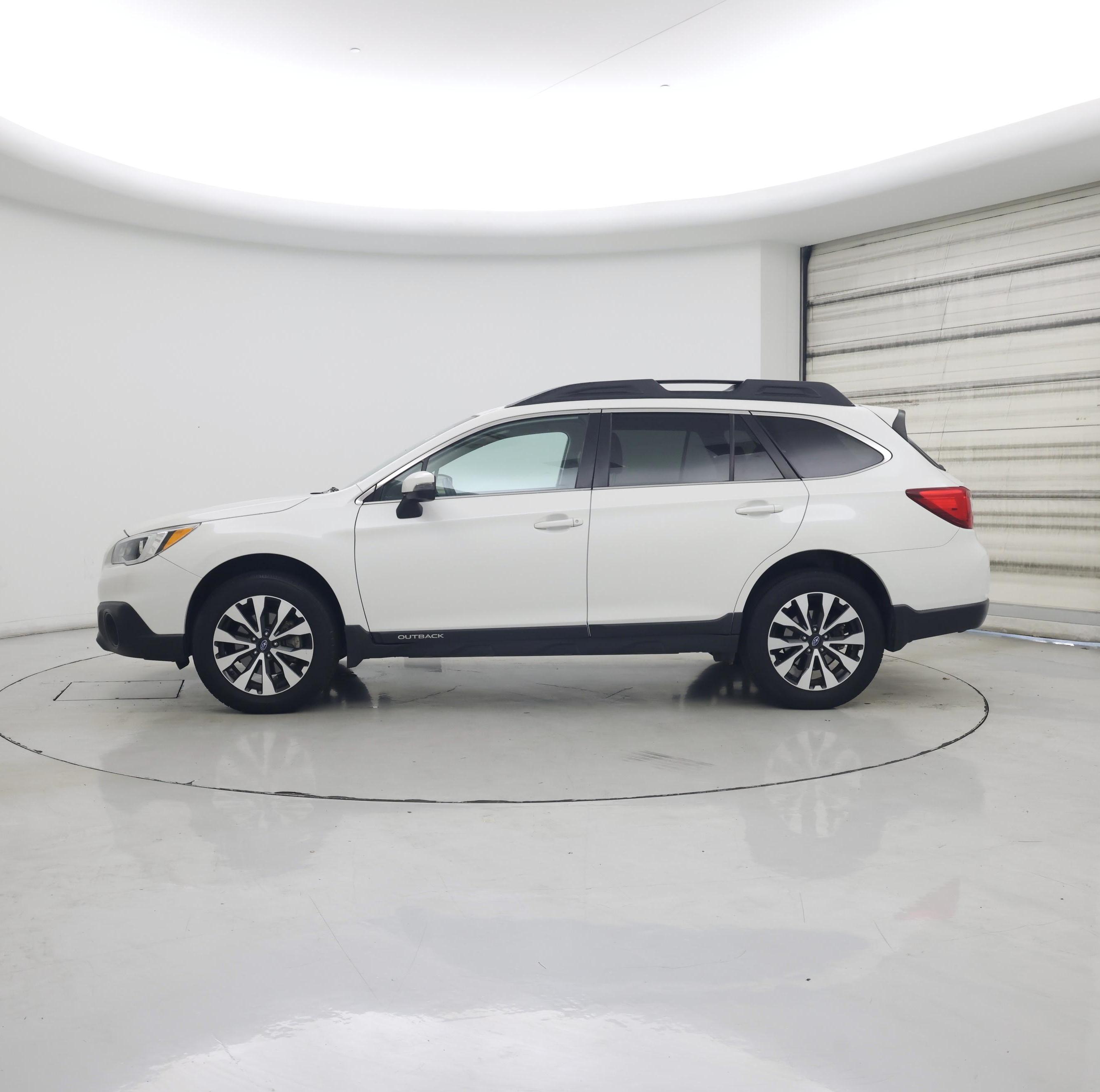 Thumbnail: 2017 Subaru Outback - 3