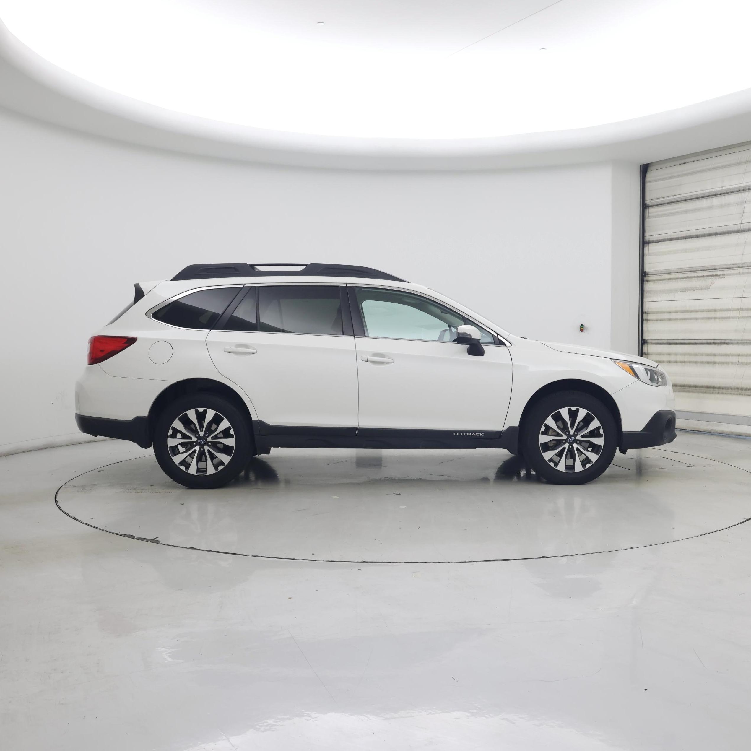 Thumbnail: 2017 Subaru Outback - 7