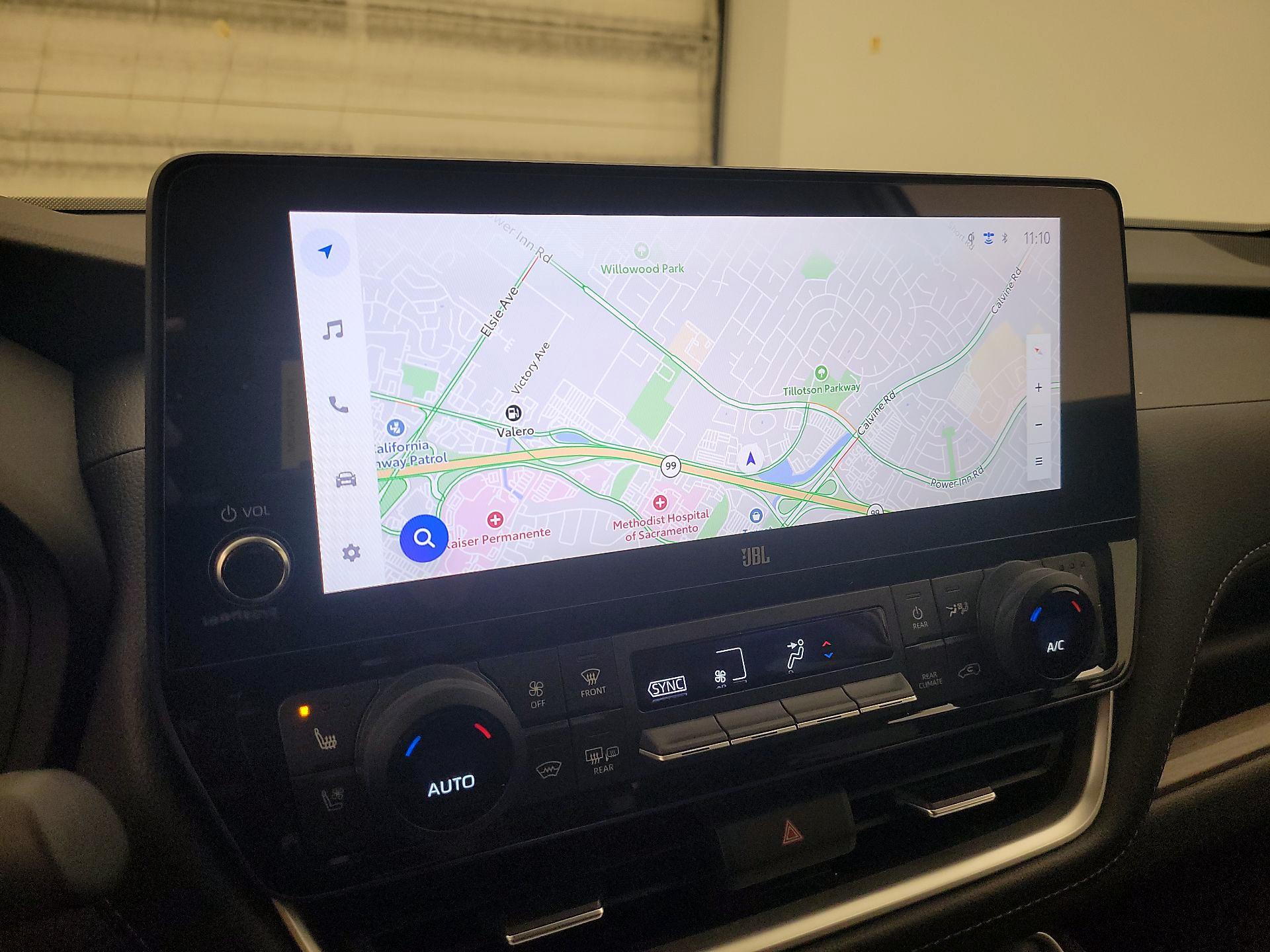 Thumbnail: 2026 Toyota Highlander - 14