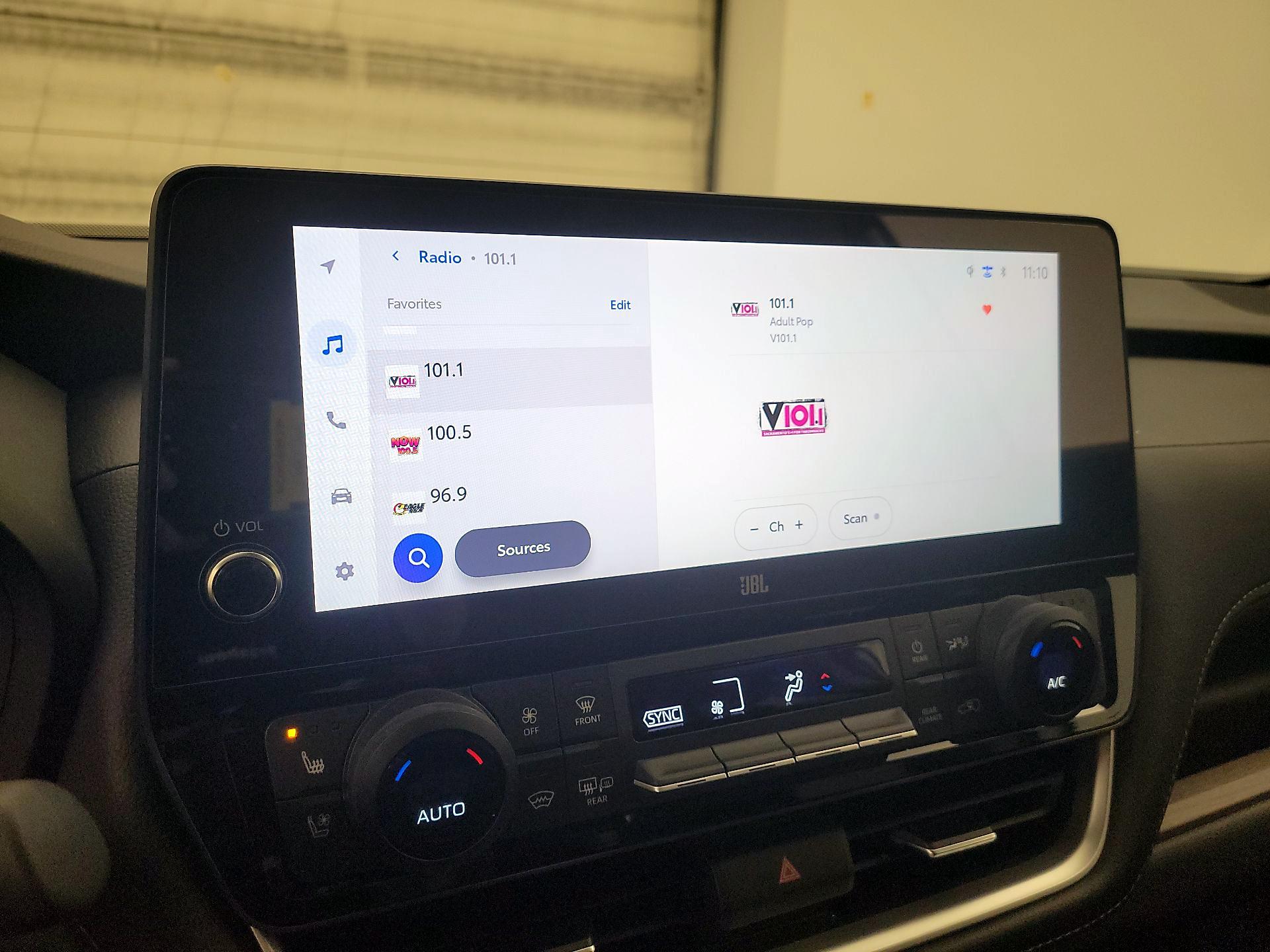 Thumbnail: 2026 Toyota Highlander - 16