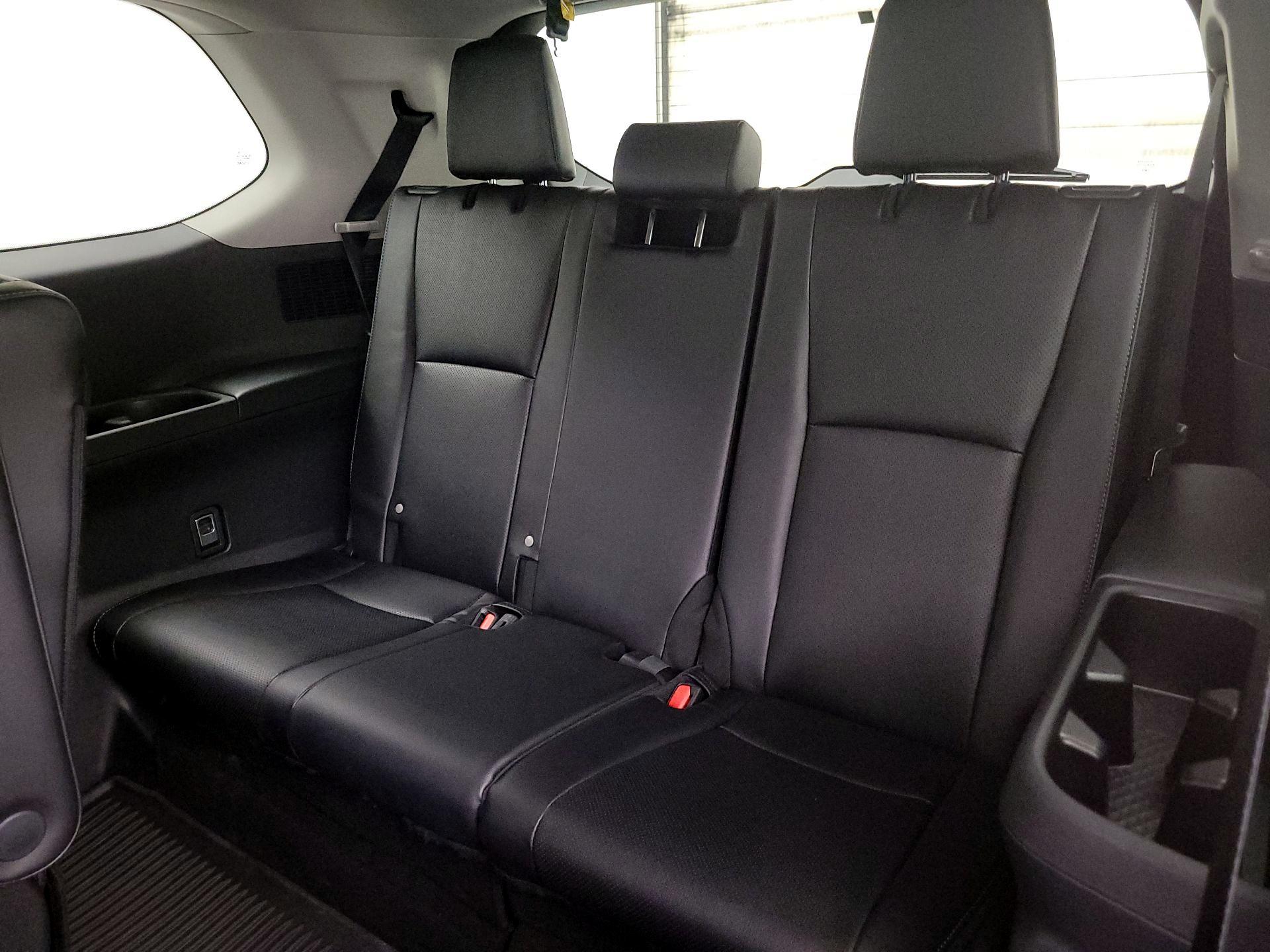 Thumbnail: 2026 Toyota Highlander - 20