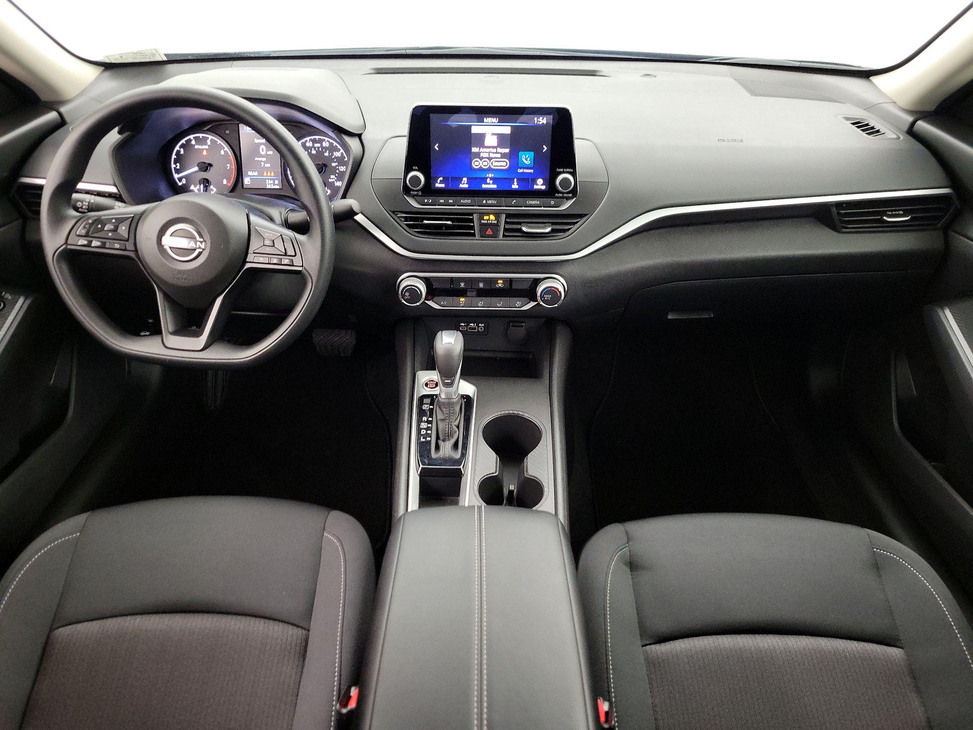 Thumbnail: 2025 Nissan Altima - 9