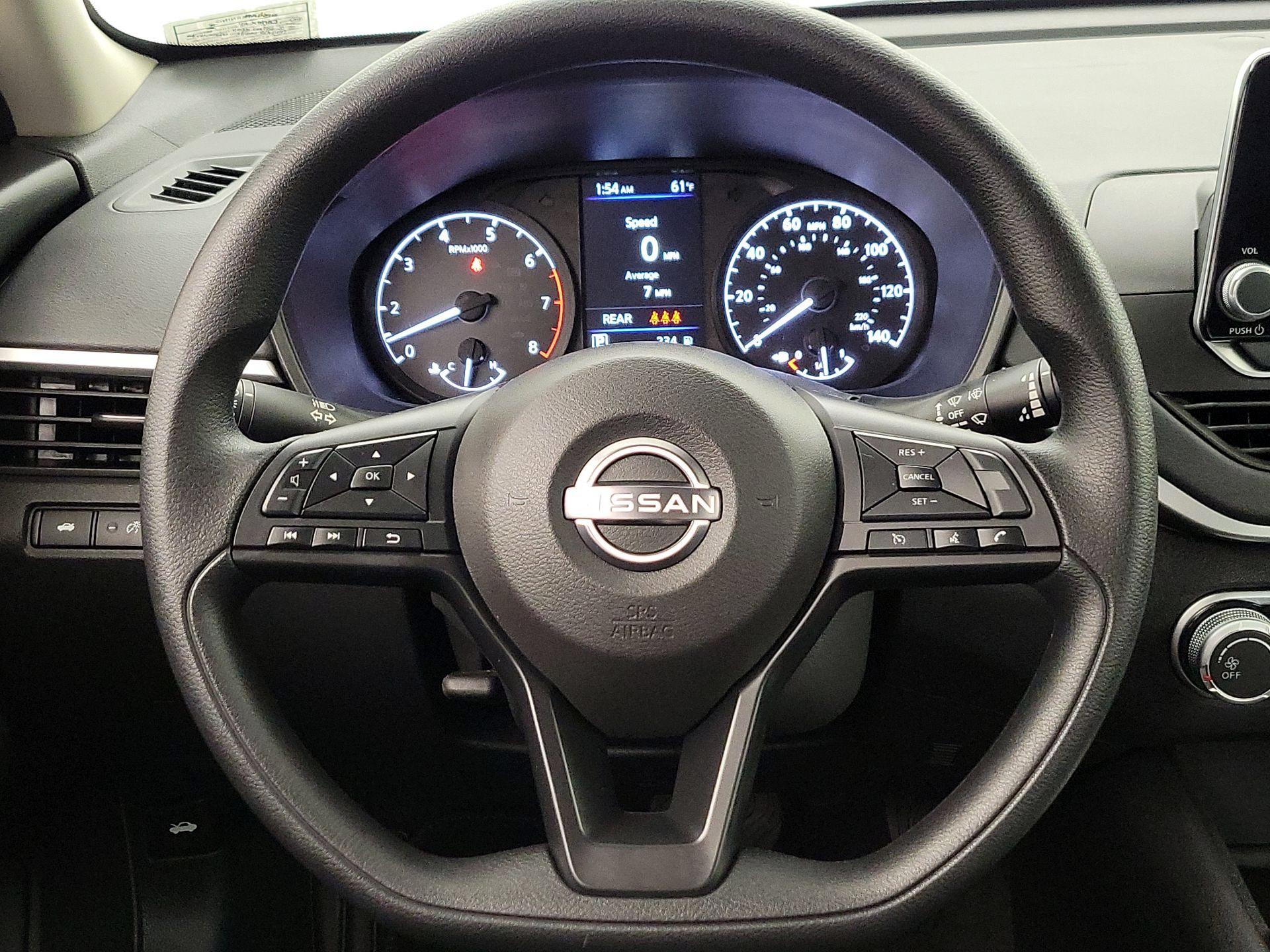 Thumbnail: 2025 Nissan Altima - 10