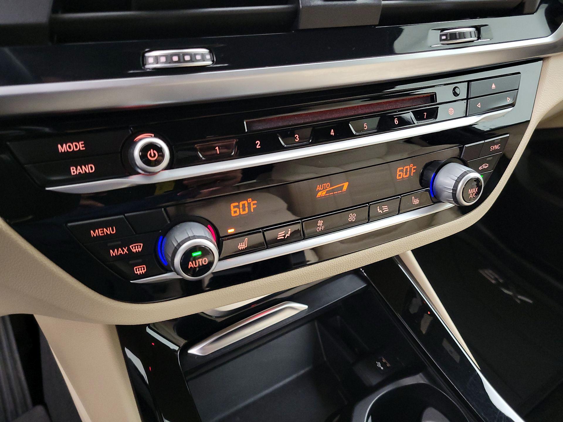 Thumbnail: 2019 BMW X3 - 17