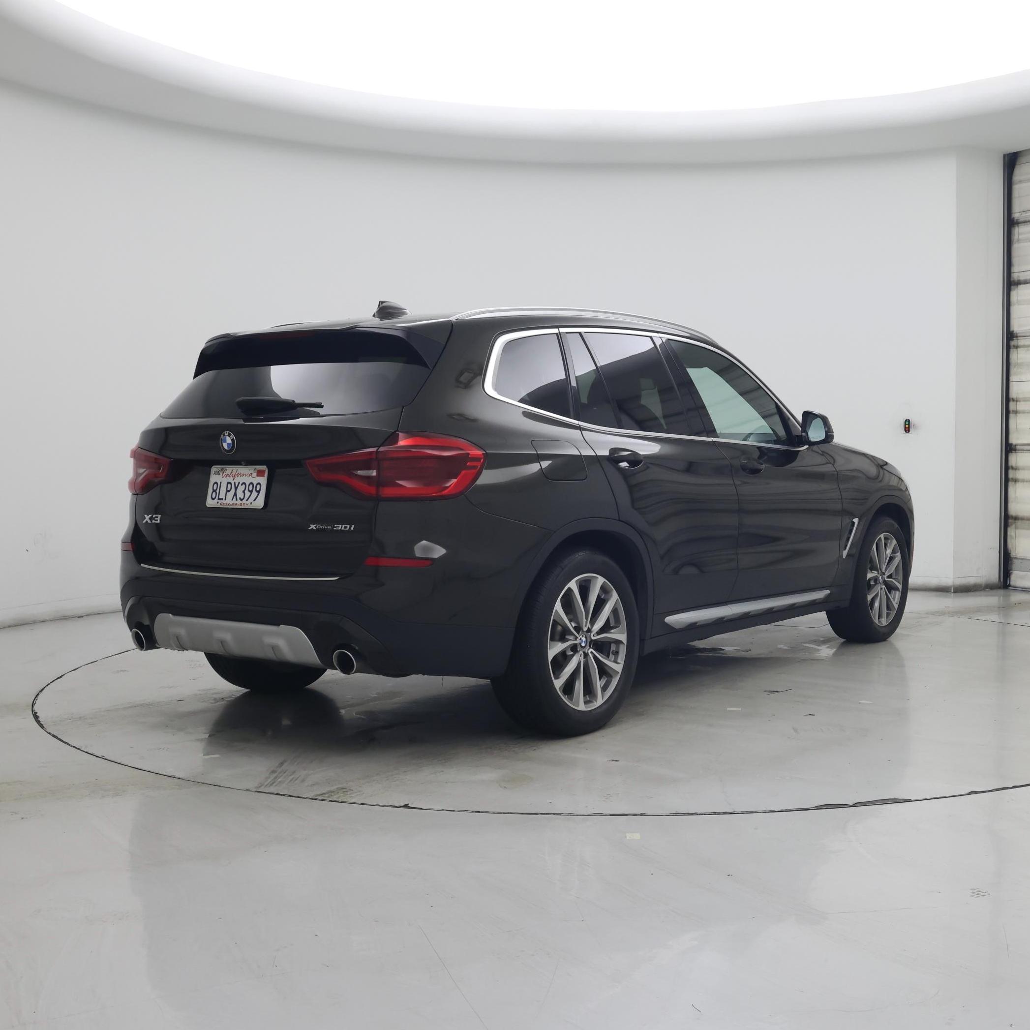 Thumbnail: 2019 BMW X3 - 8