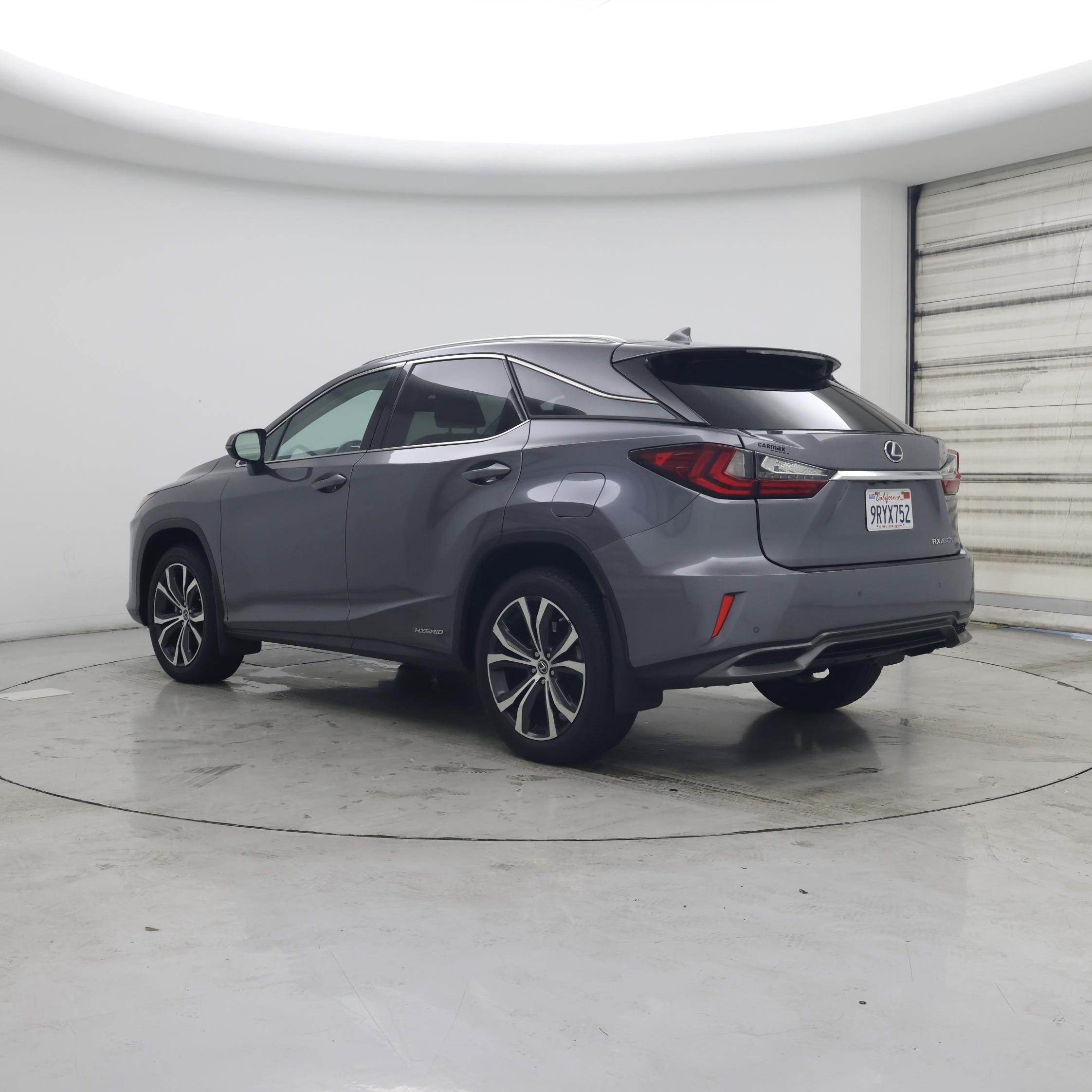 Thumbnail: 2018 Lexus RX - 2