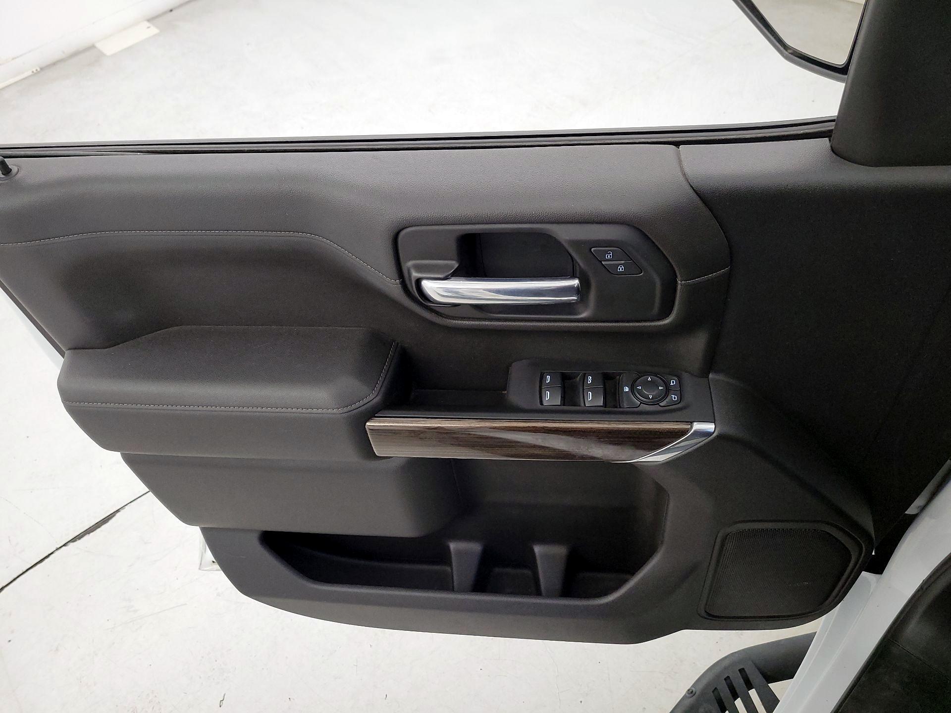 Thumbnail: 2022 Chevrolet Silverado 1500 - 12