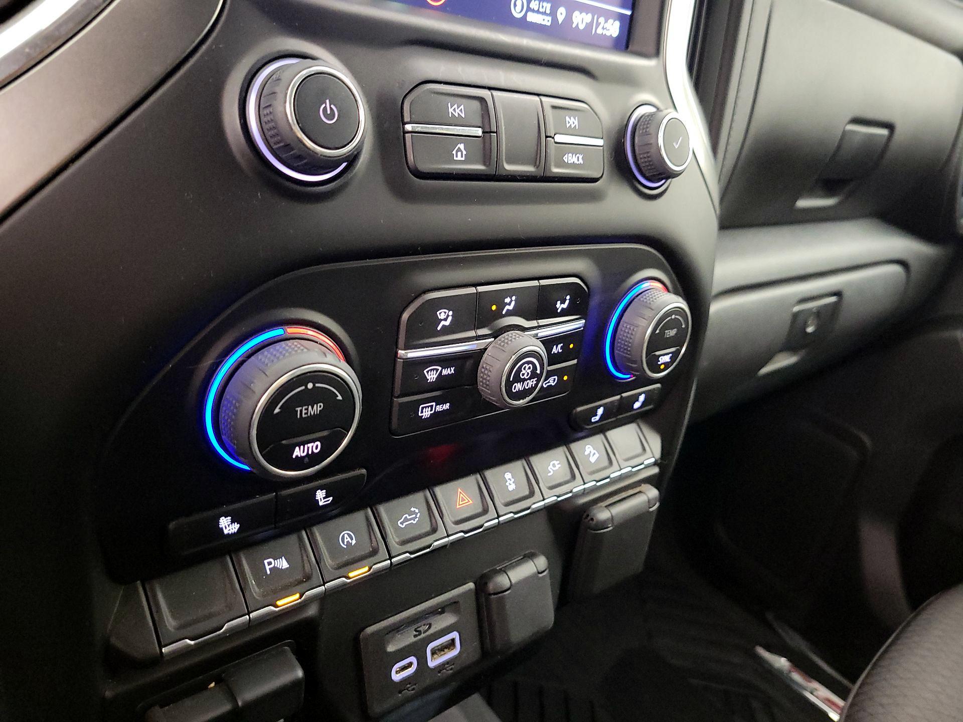 Thumbnail: 2022 Chevrolet Silverado 1500 - 16