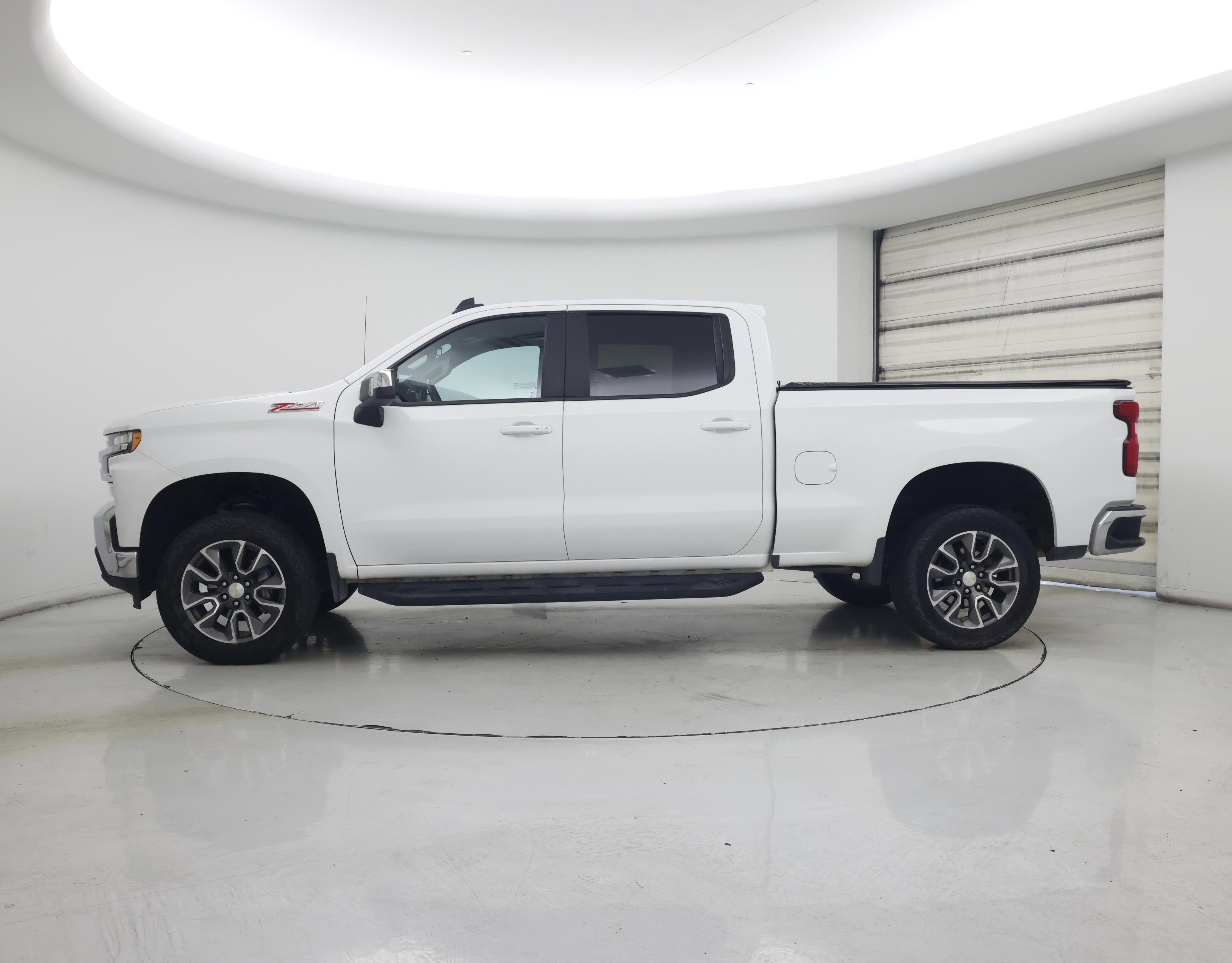 Thumbnail: 2022 Chevrolet Silverado 1500 - 3