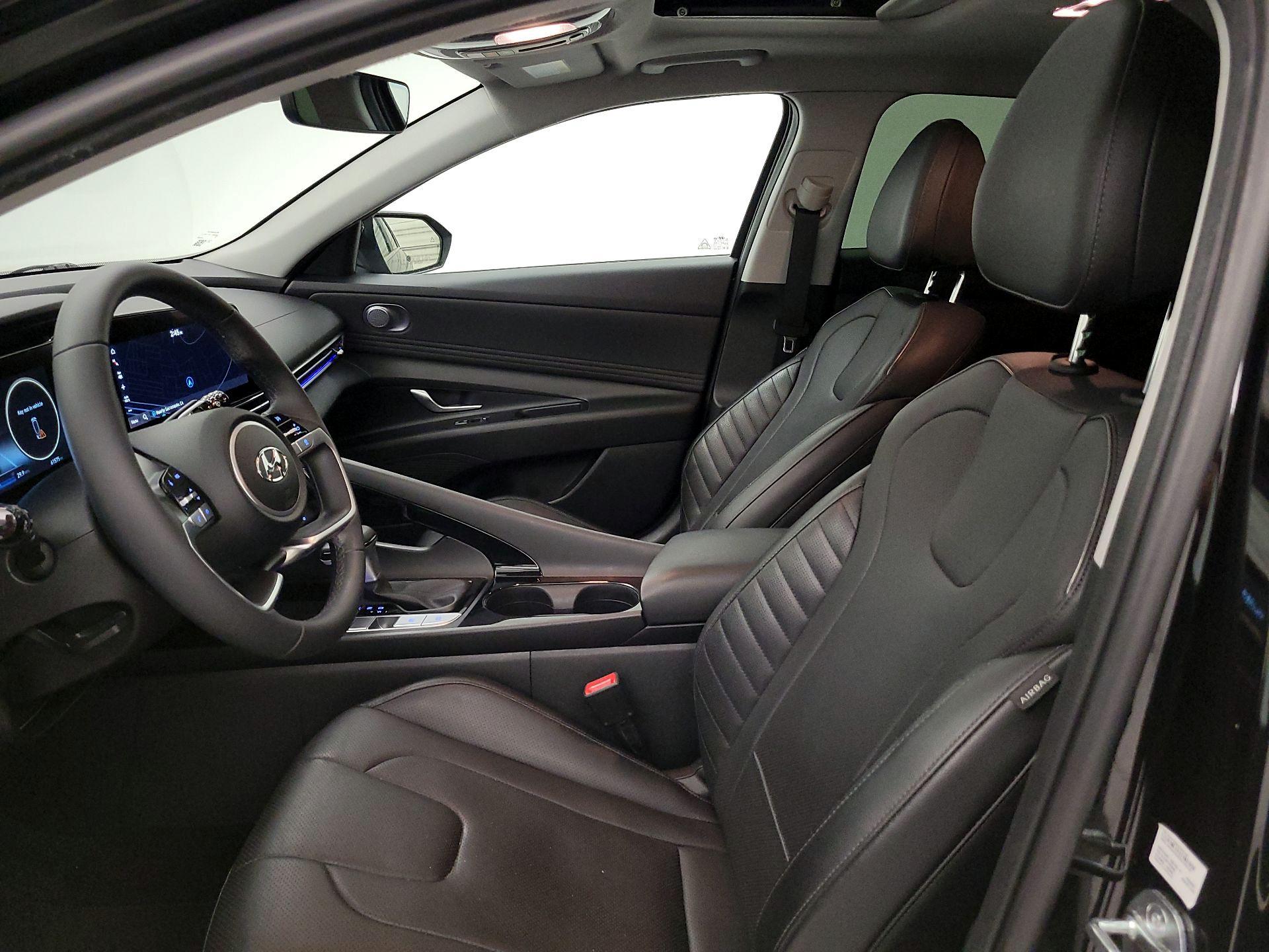 Thumbnail: 2023 Hyundai Elantra - 11