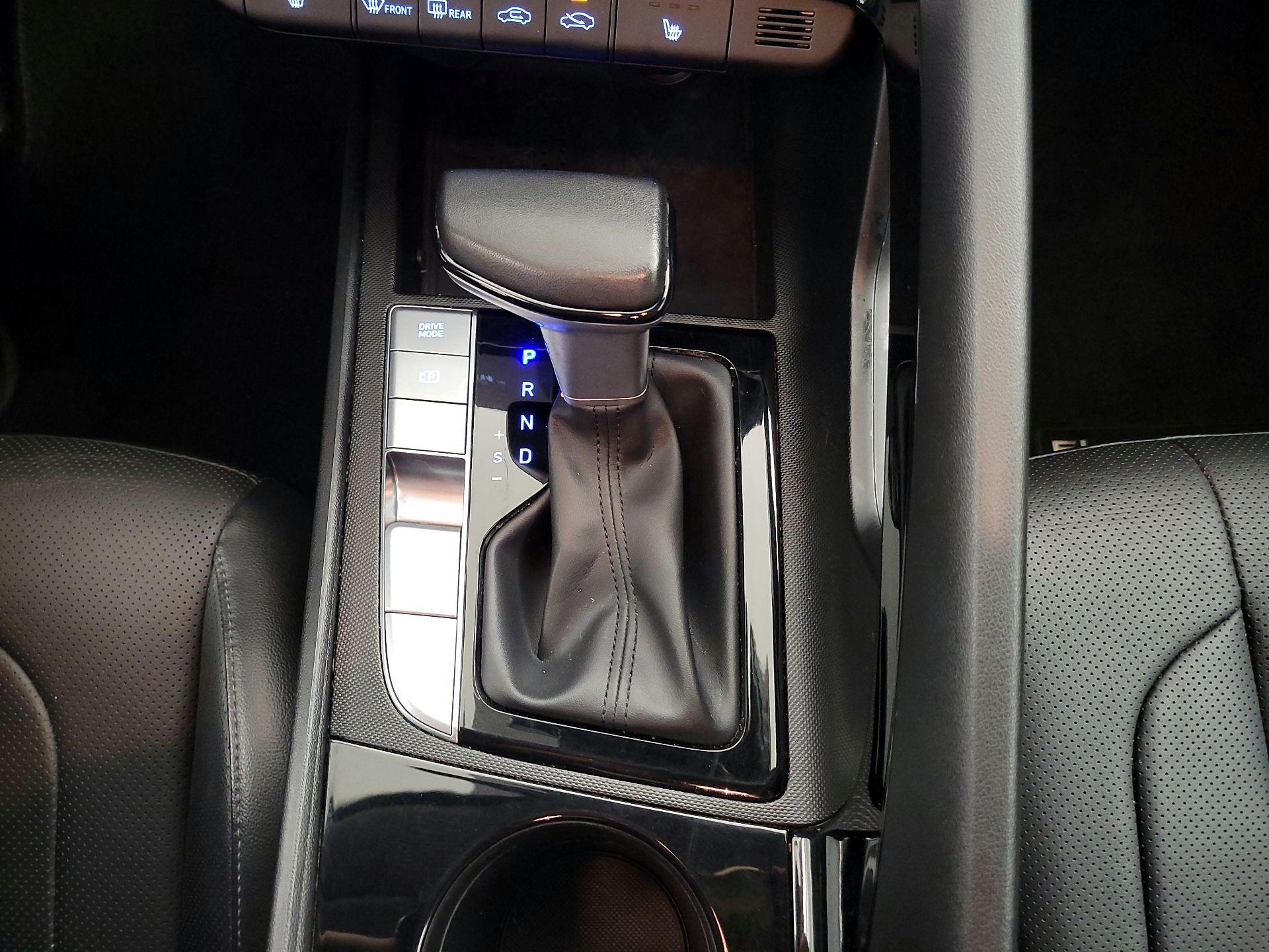 Thumbnail: 2023 Hyundai Elantra - 18