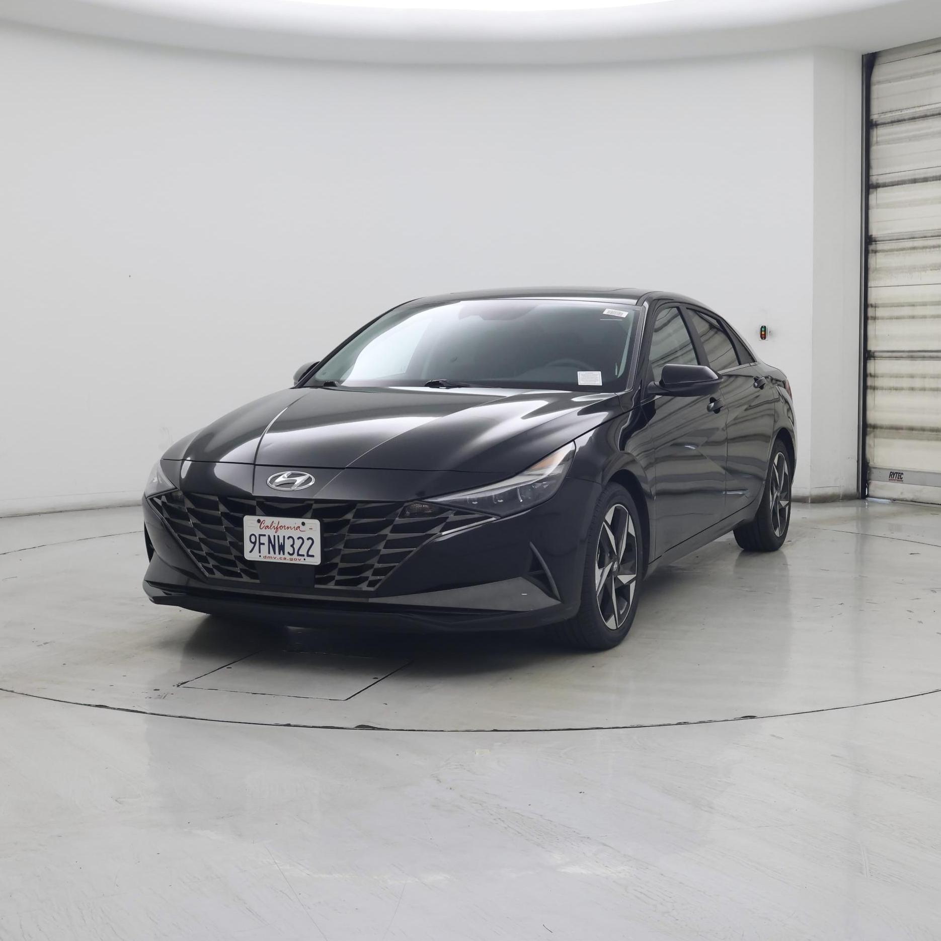 Thumbnail: 2023 Hyundai Elantra - 4