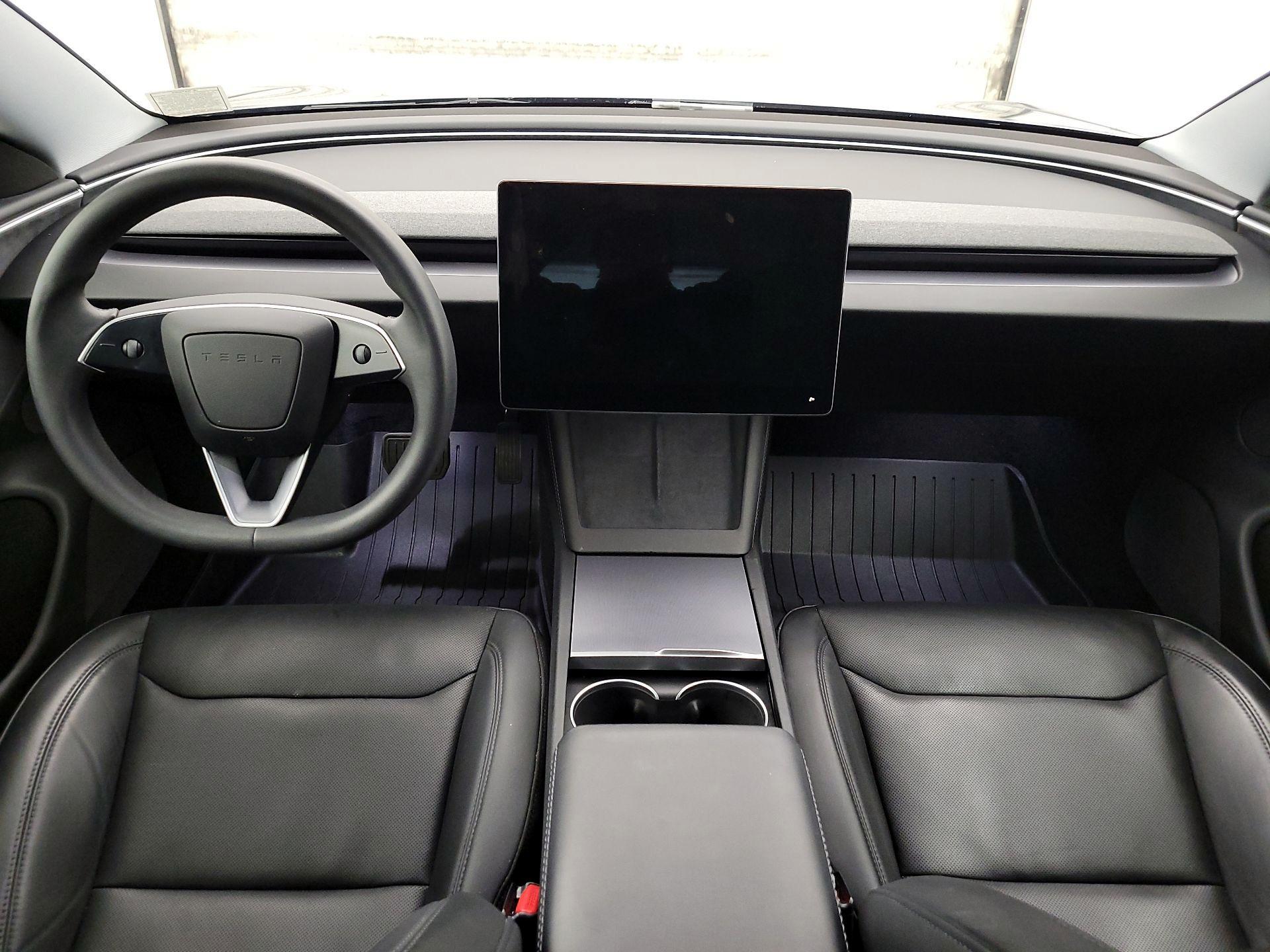 Thumbnail: 2025 Tesla Model 3 - 9