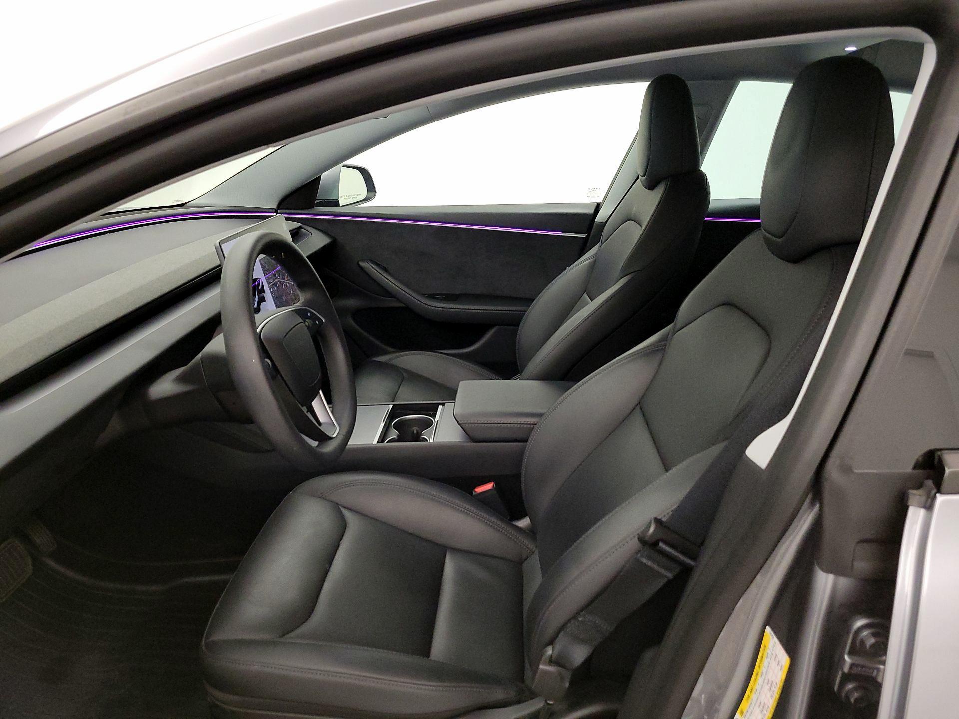 Thumbnail: 2025 Tesla Model 3 - 11