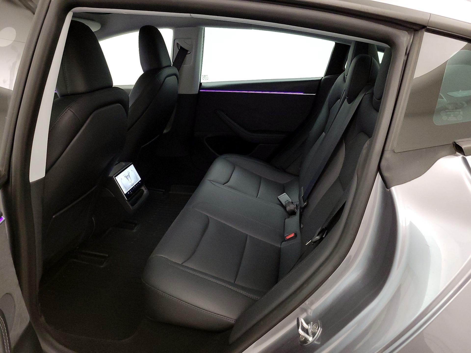 Thumbnail: 2025 Tesla Model 3 - 19