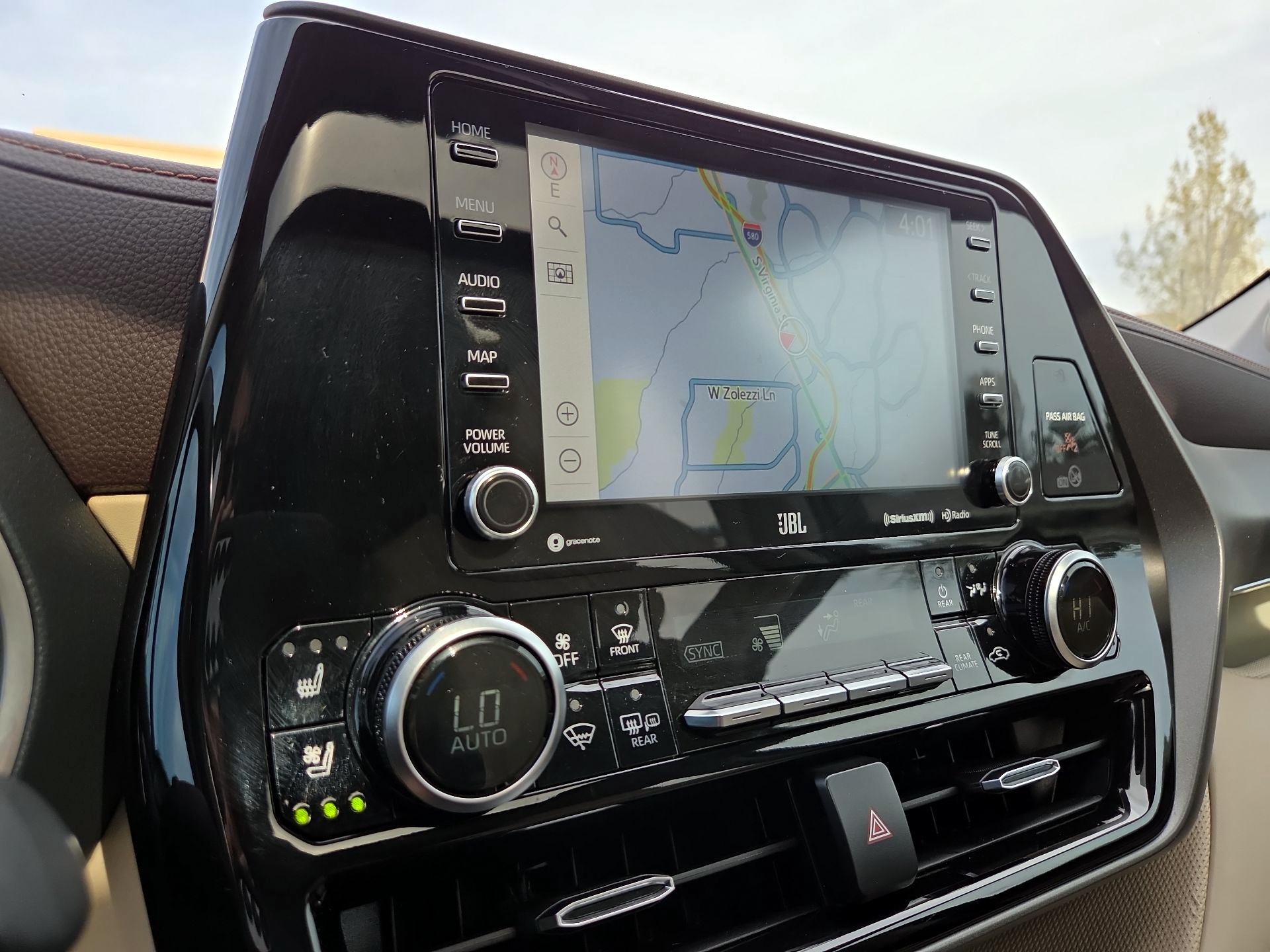 Thumbnail: 2021 Toyota Highlander - 12