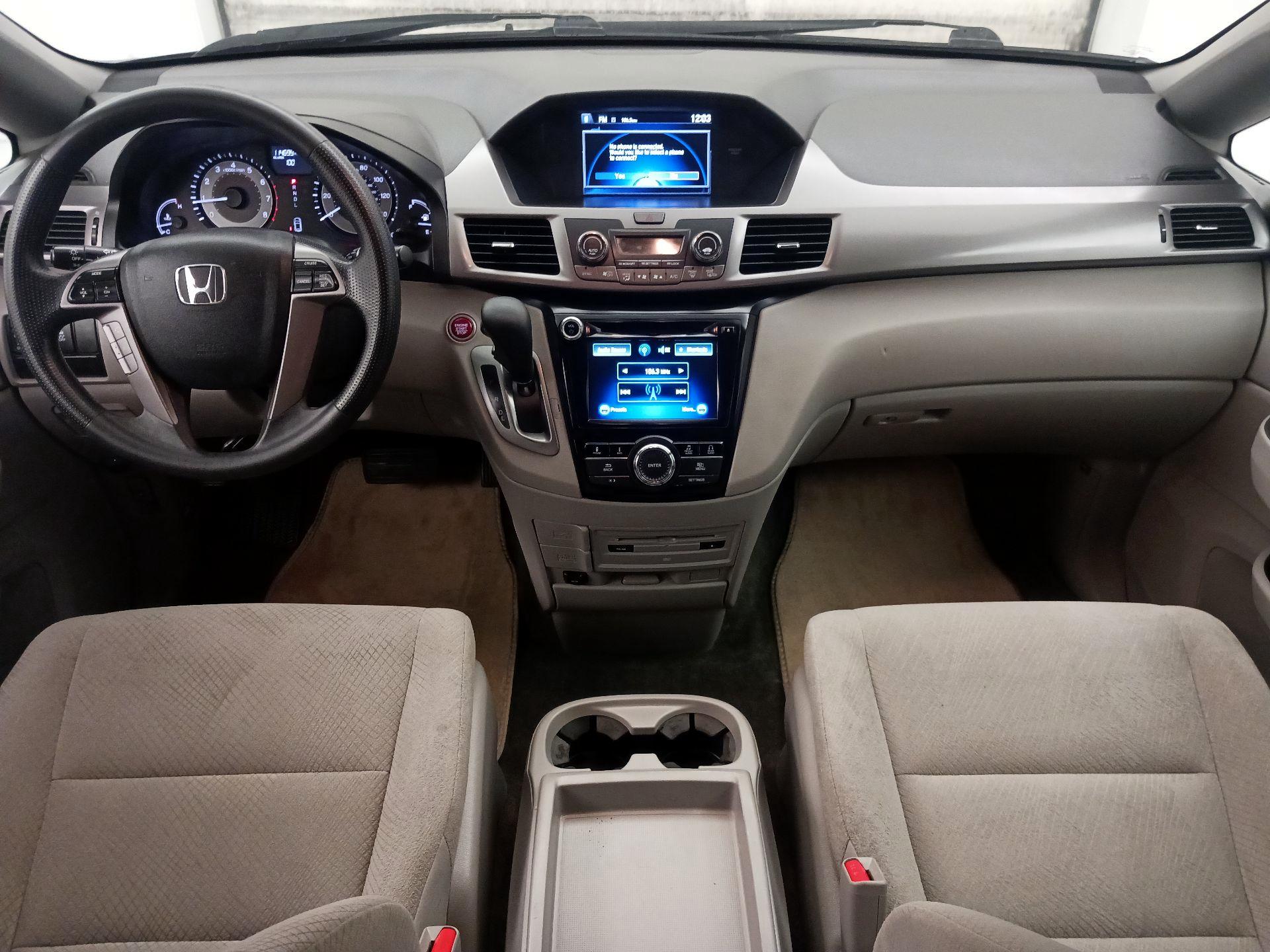 Thumbnail: 2016 Honda Odyssey - 9