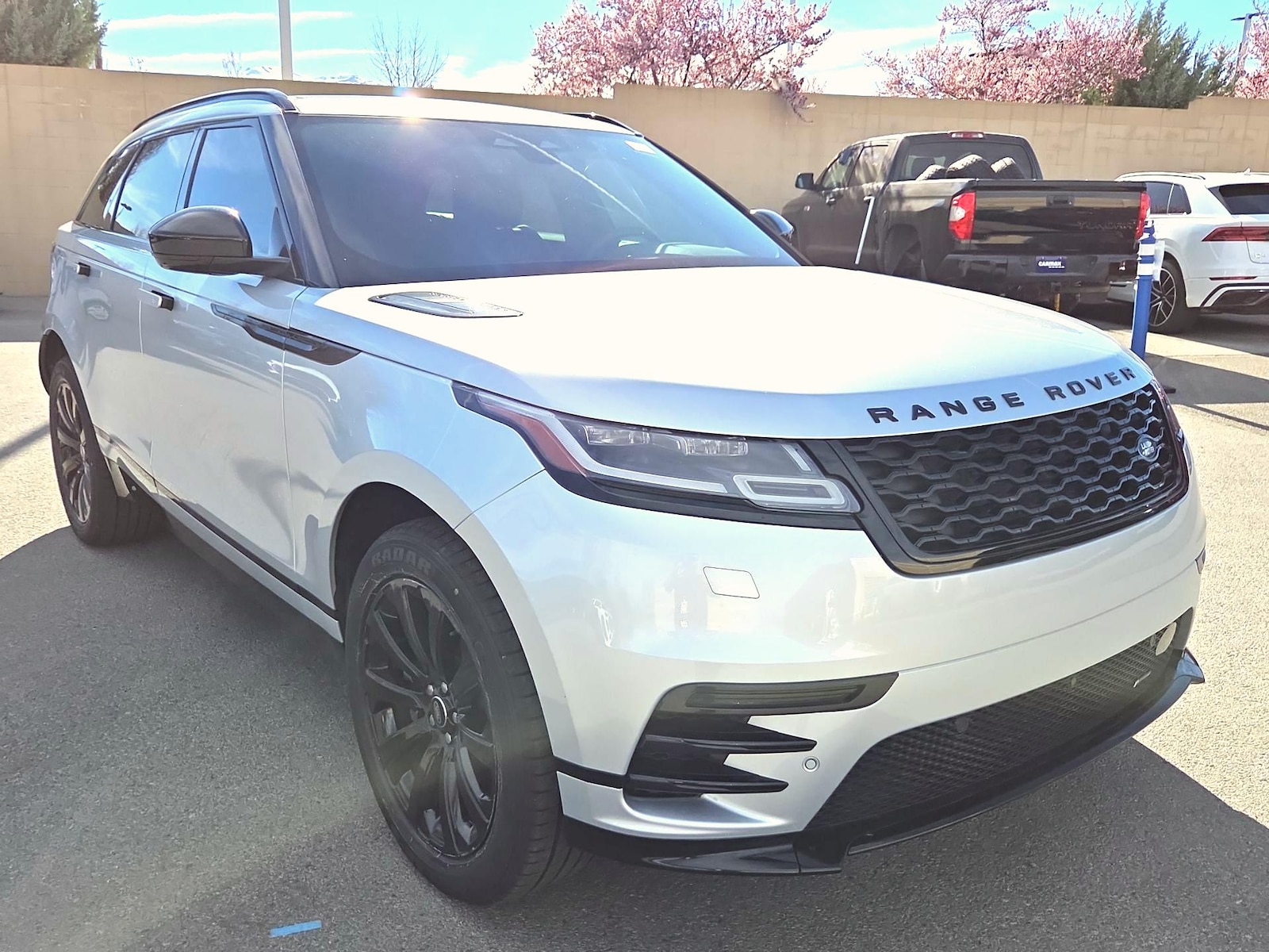 2023 Land Rover Range Rover Velar