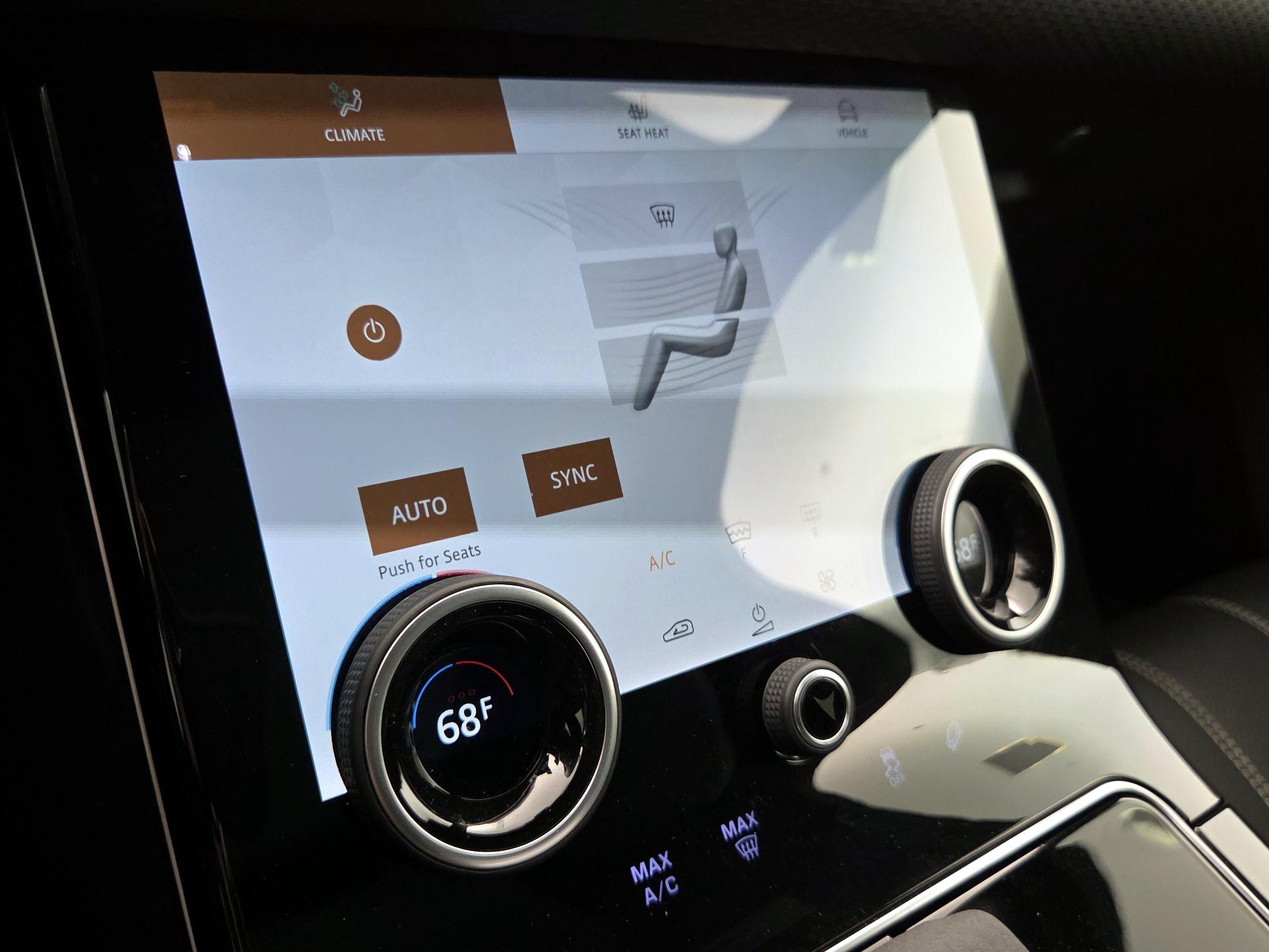 Thumbnail: 2023 Land Rover Range Rover Velar - 14