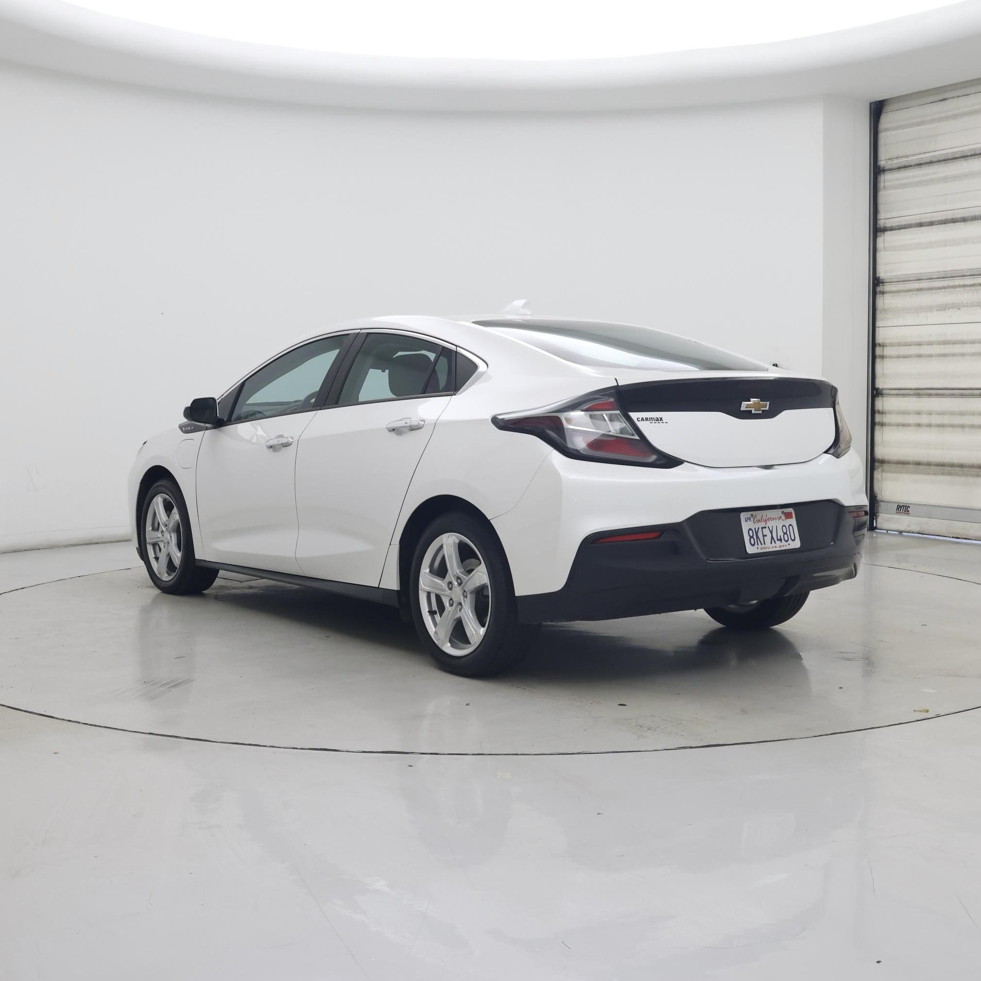 Thumbnail: 2017 Chevrolet Volt - 2