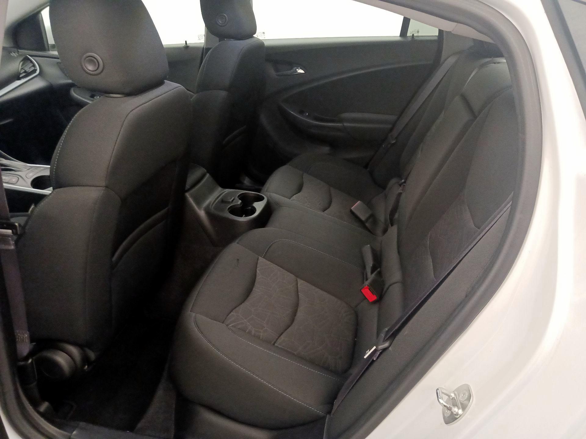 Thumbnail: 2017 Chevrolet Volt - 19
