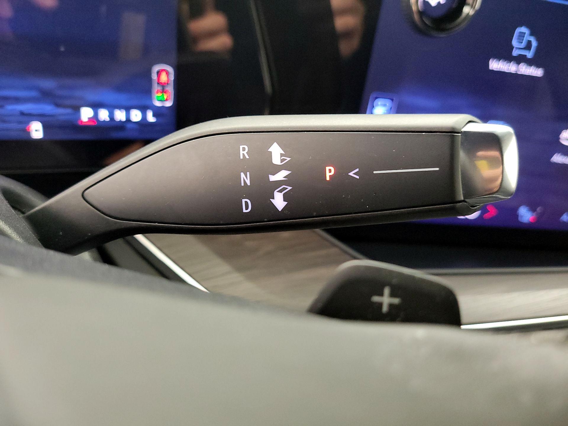 Thumbnail: 2025 Chevrolet Tahoe - 17