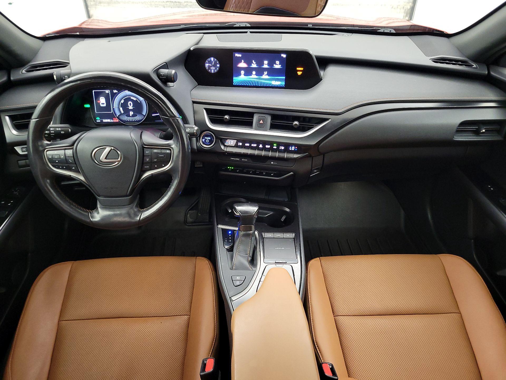 Thumbnail: 2019 Lexus UX - 9