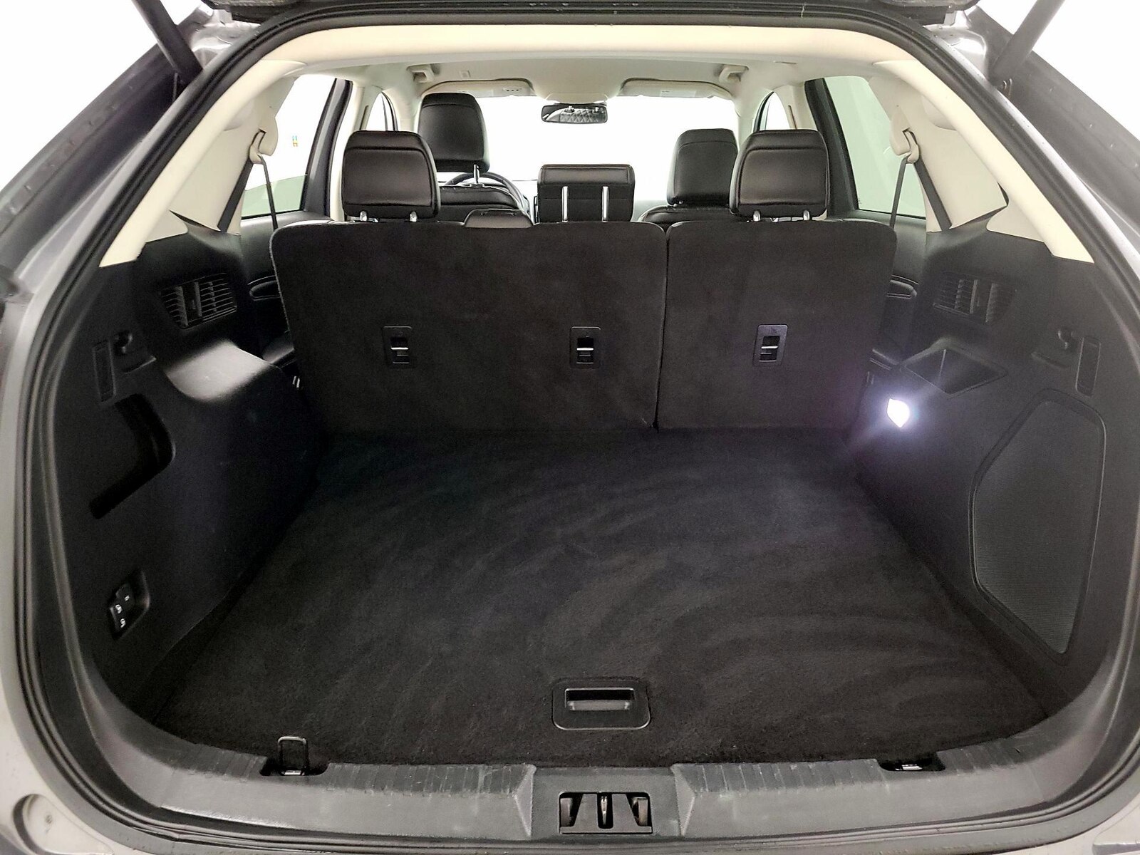 2024 Ford Edge Titanium - Photo 21