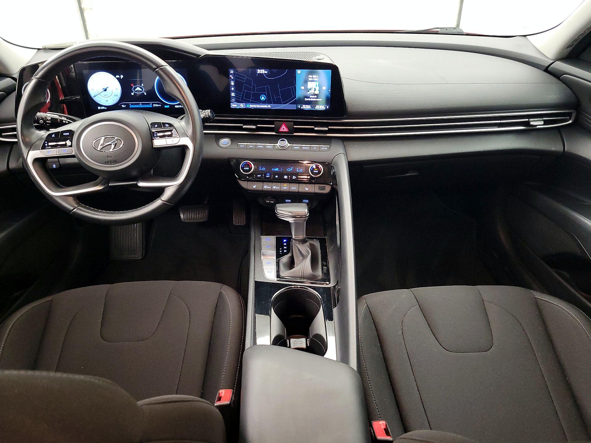 Thumbnail: 2023 Hyundai Elantra - 9