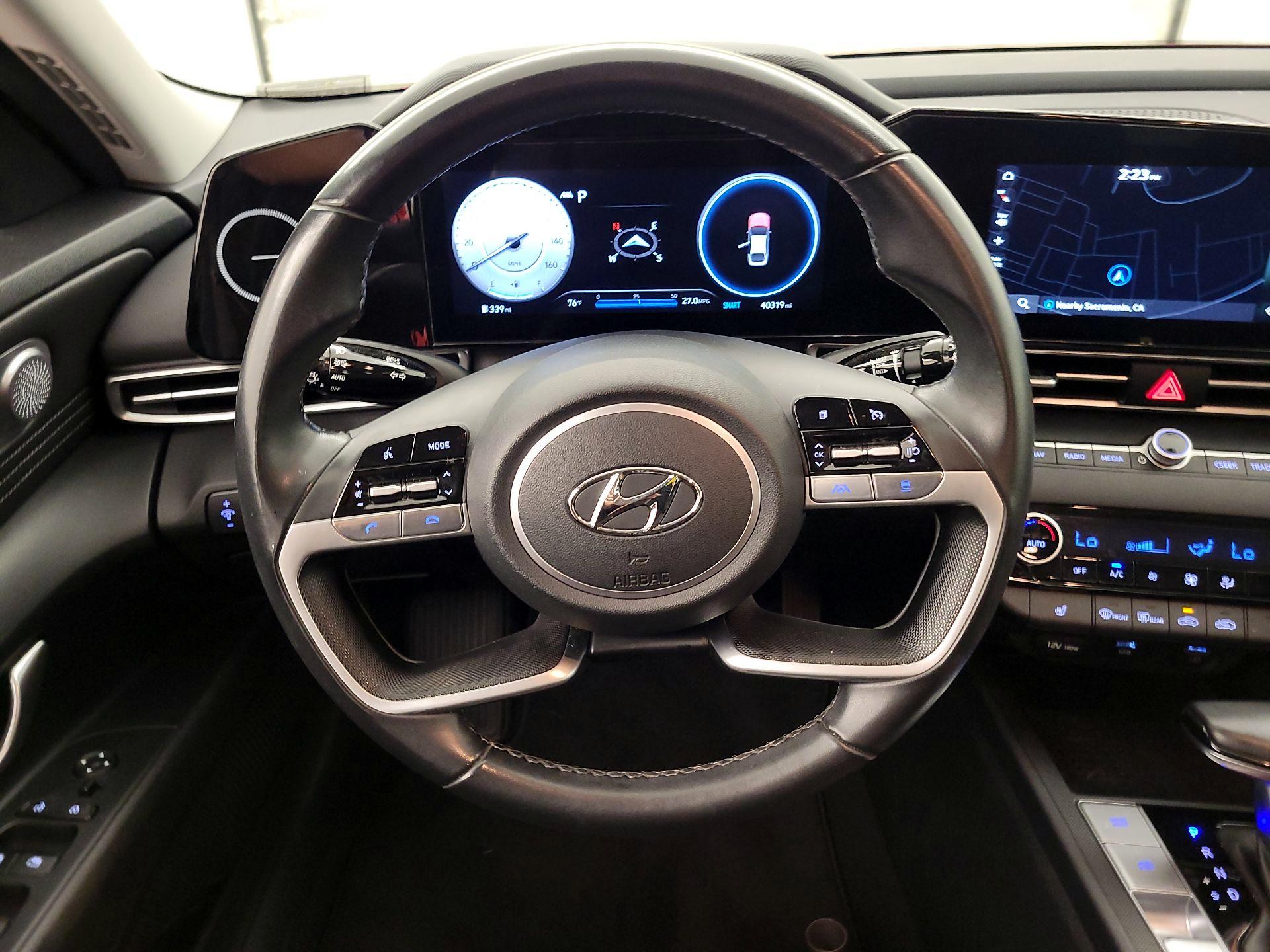 Thumbnail: 2023 Hyundai Elantra - 10