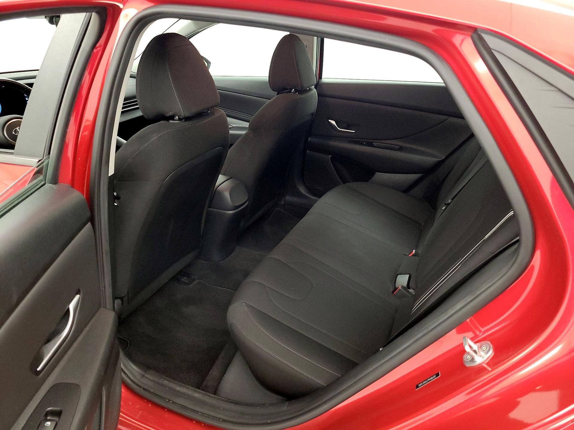 Thumbnail: 2023 Hyundai Elantra - 20