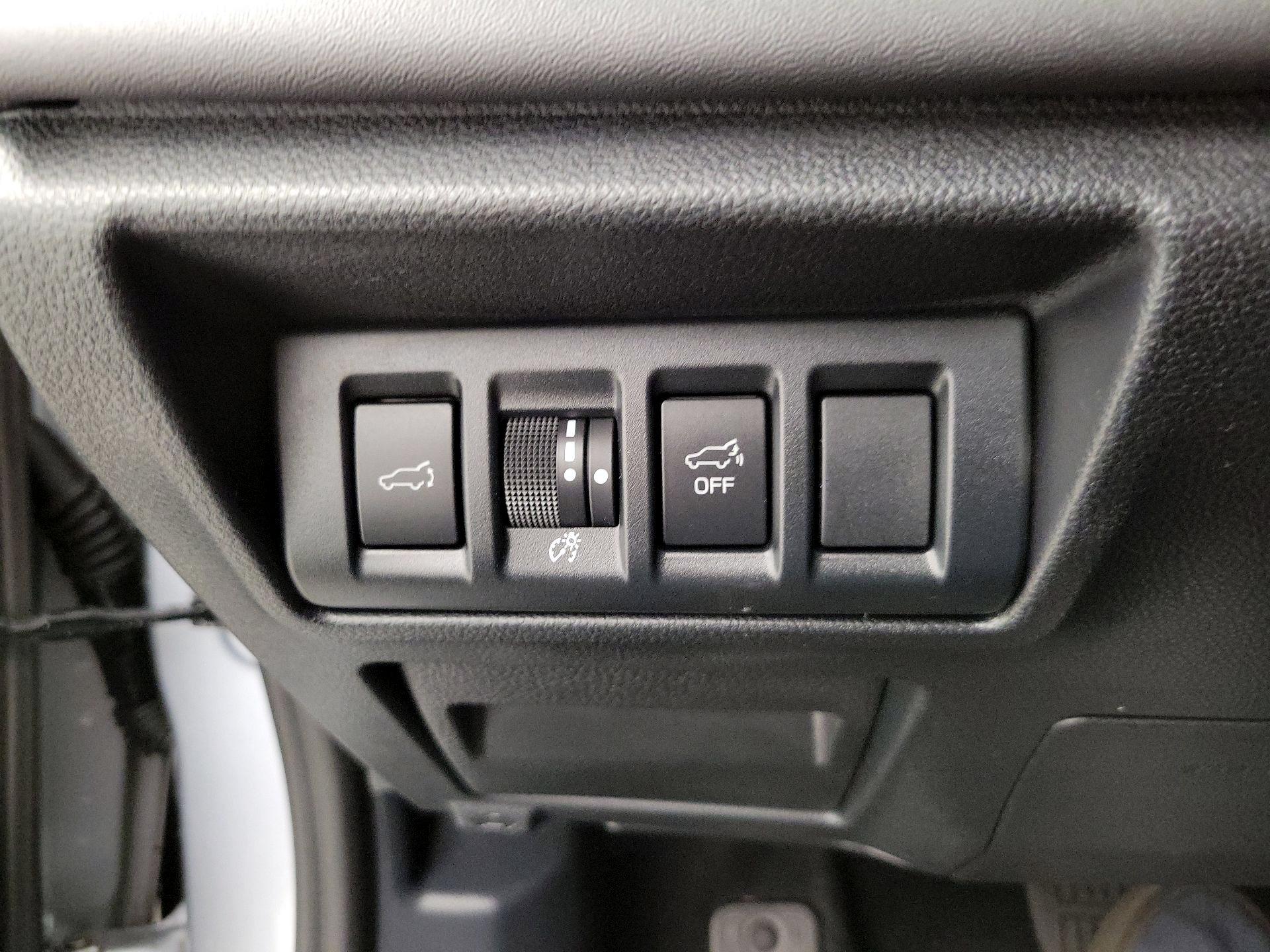 Thumbnail: 2020 Subaru Outback - 13