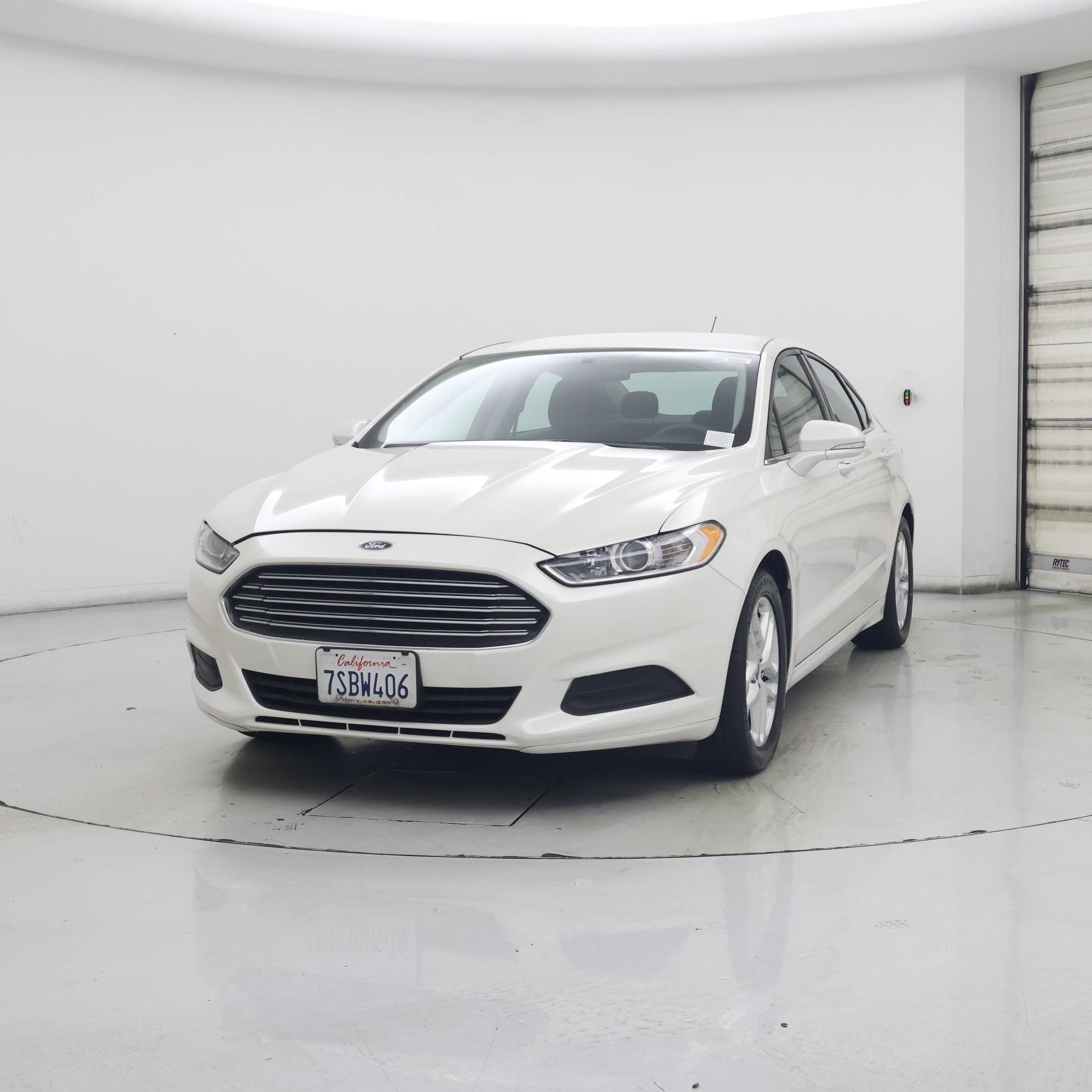 Thumbnail: 2016 Ford Fusion - 4