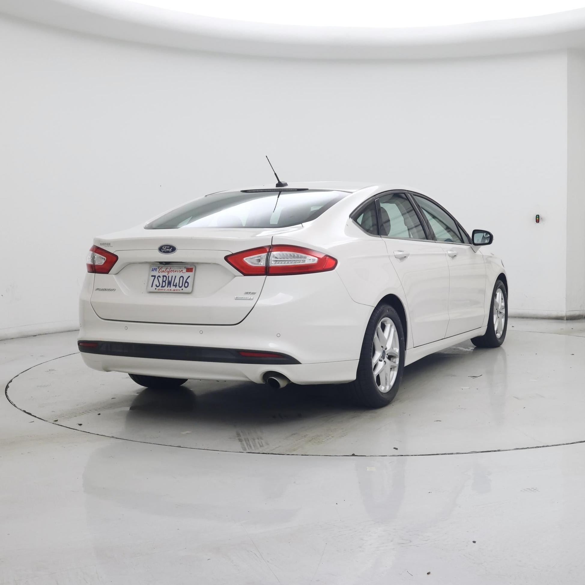 Thumbnail: 2016 Ford Fusion - 8