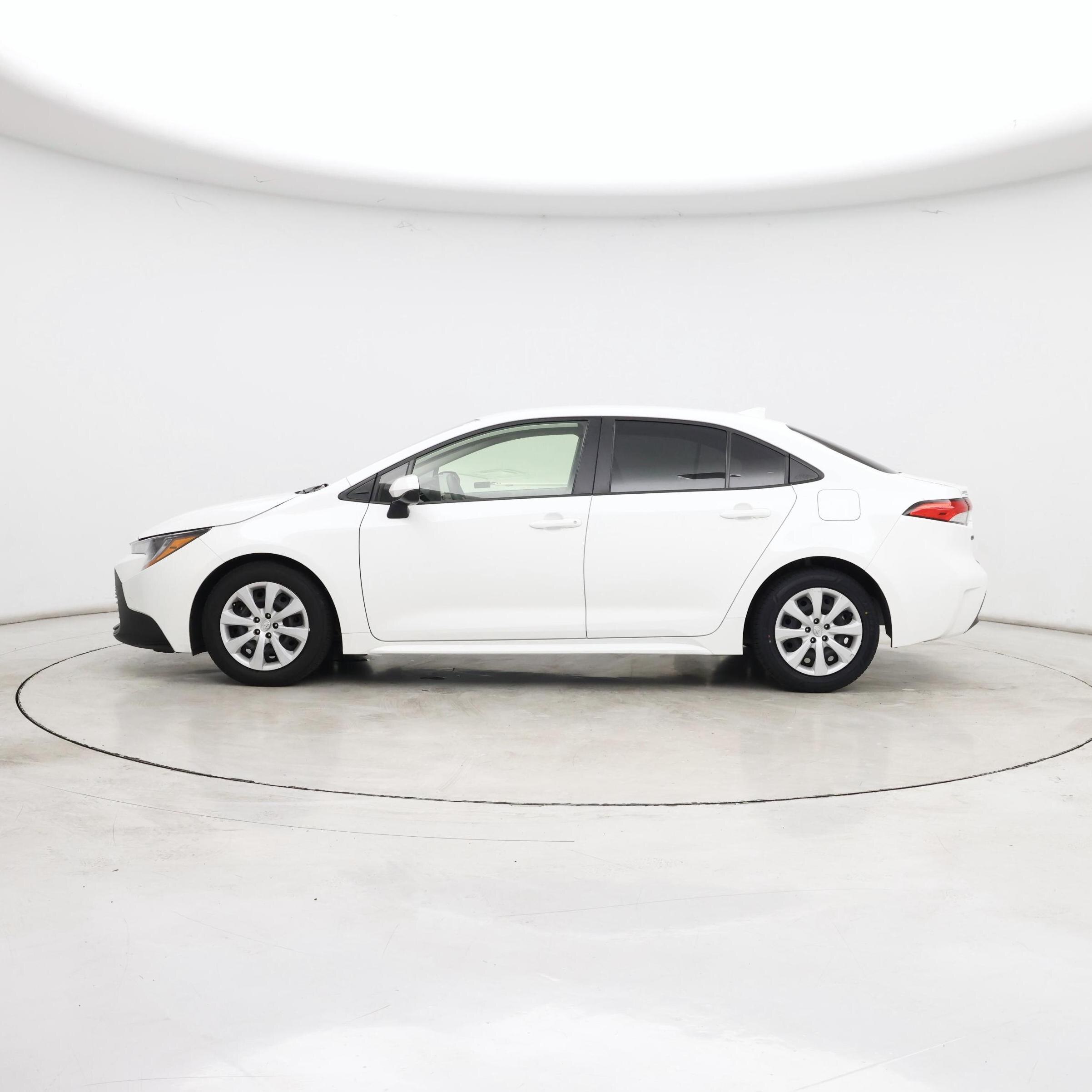 Thumbnail: 2024 Toyota Corolla - 3