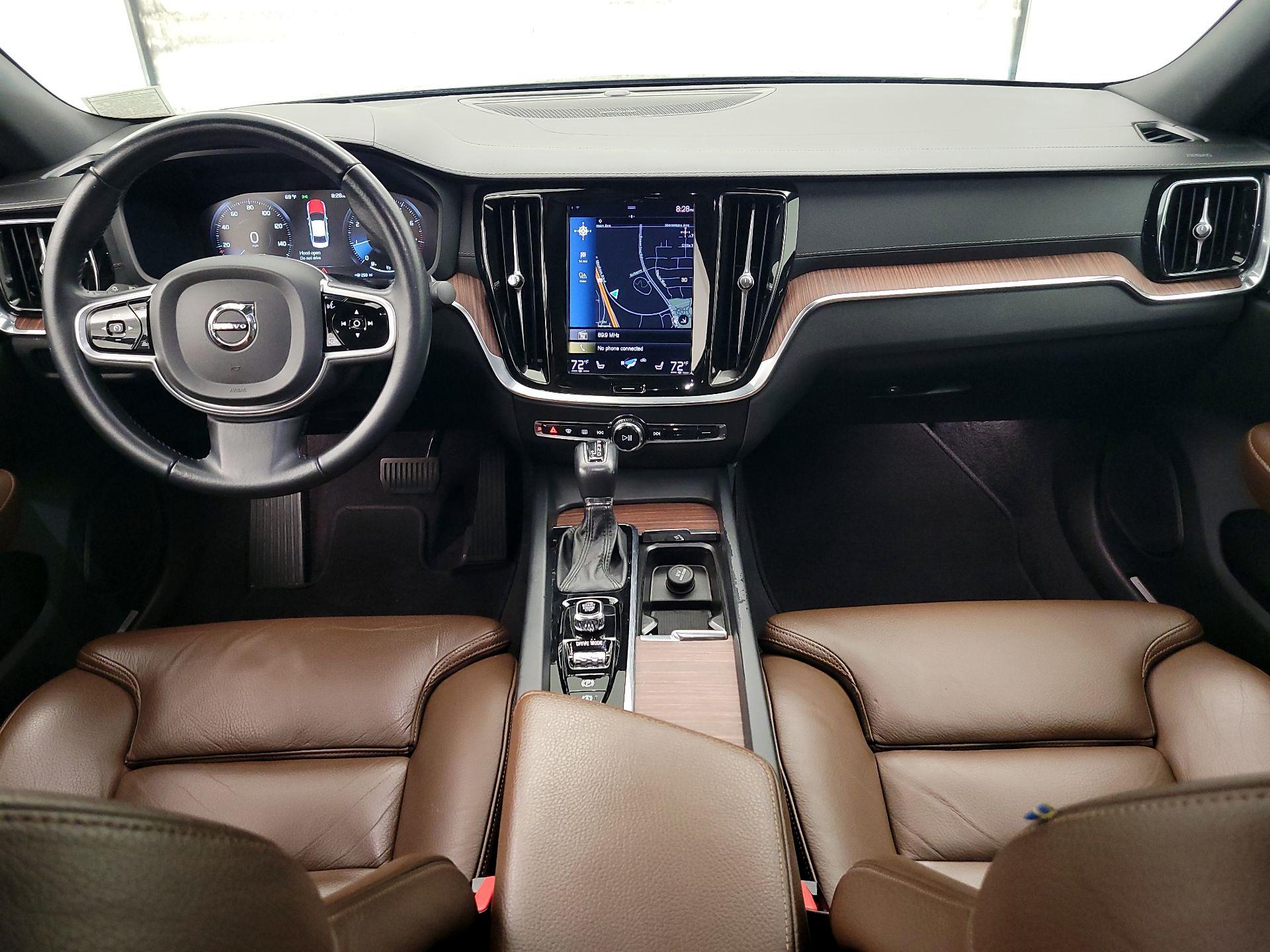 Thumbnail: 2021 Volvo S60 - 9