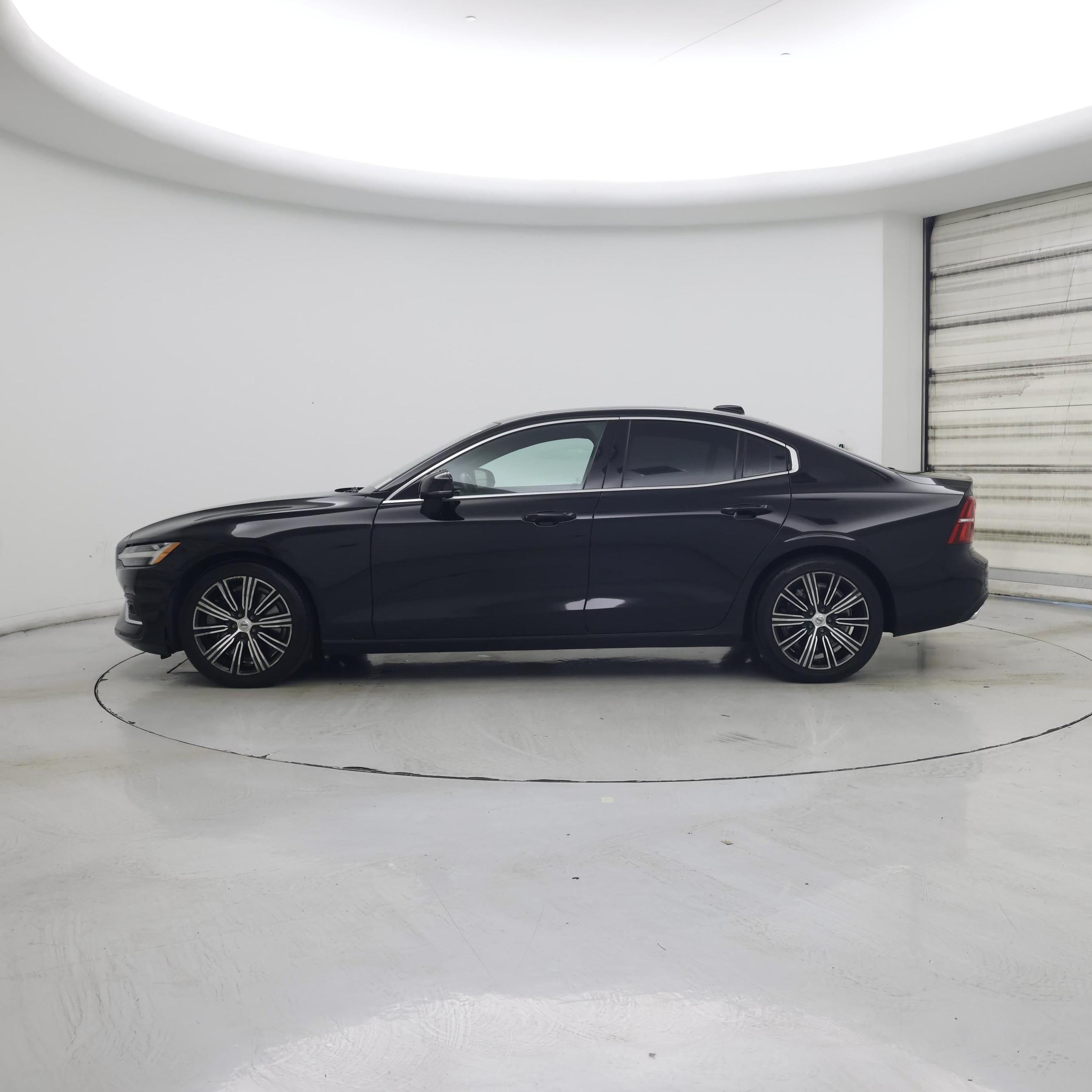 Thumbnail: 2021 Volvo S60 - 3