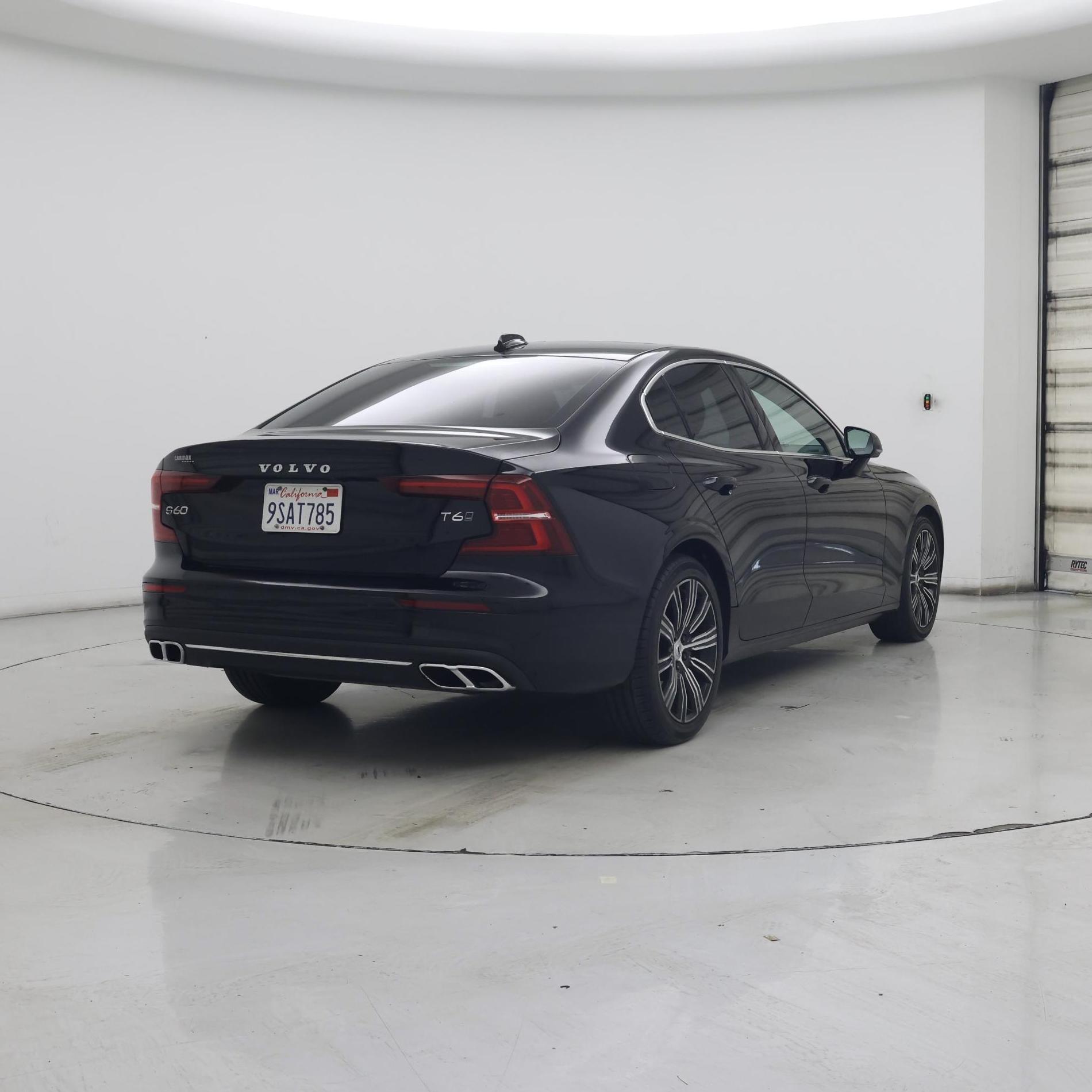 Thumbnail: 2021 Volvo S60 - 8