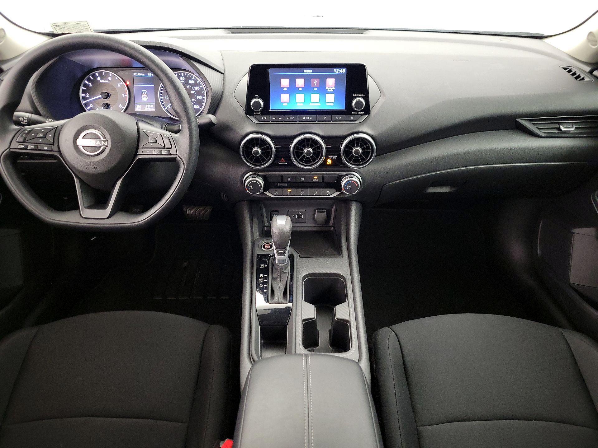 Thumbnail: 2025 Nissan Sentra - 9