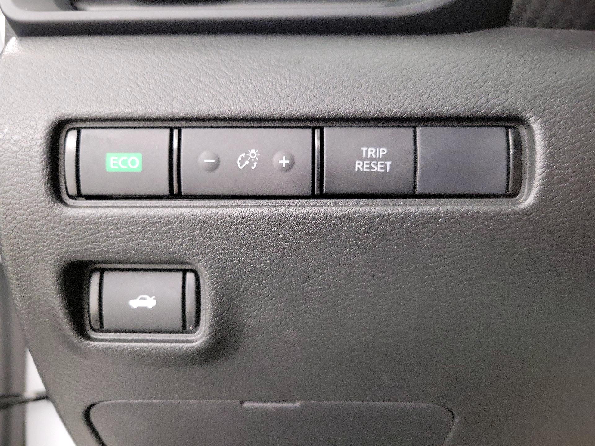 Thumbnail: 2025 Nissan Sentra - 13