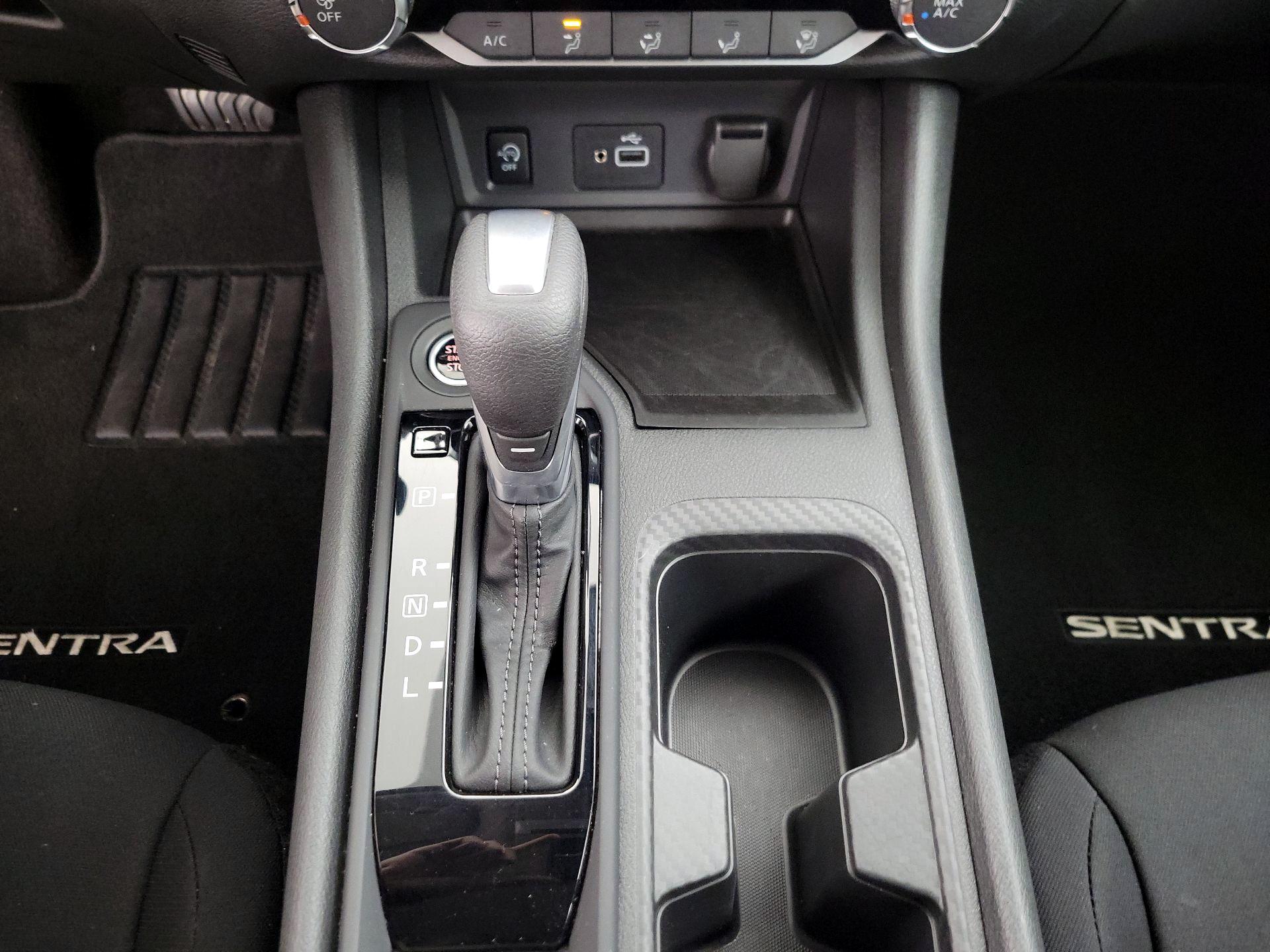 Thumbnail: 2025 Nissan Sentra - 17