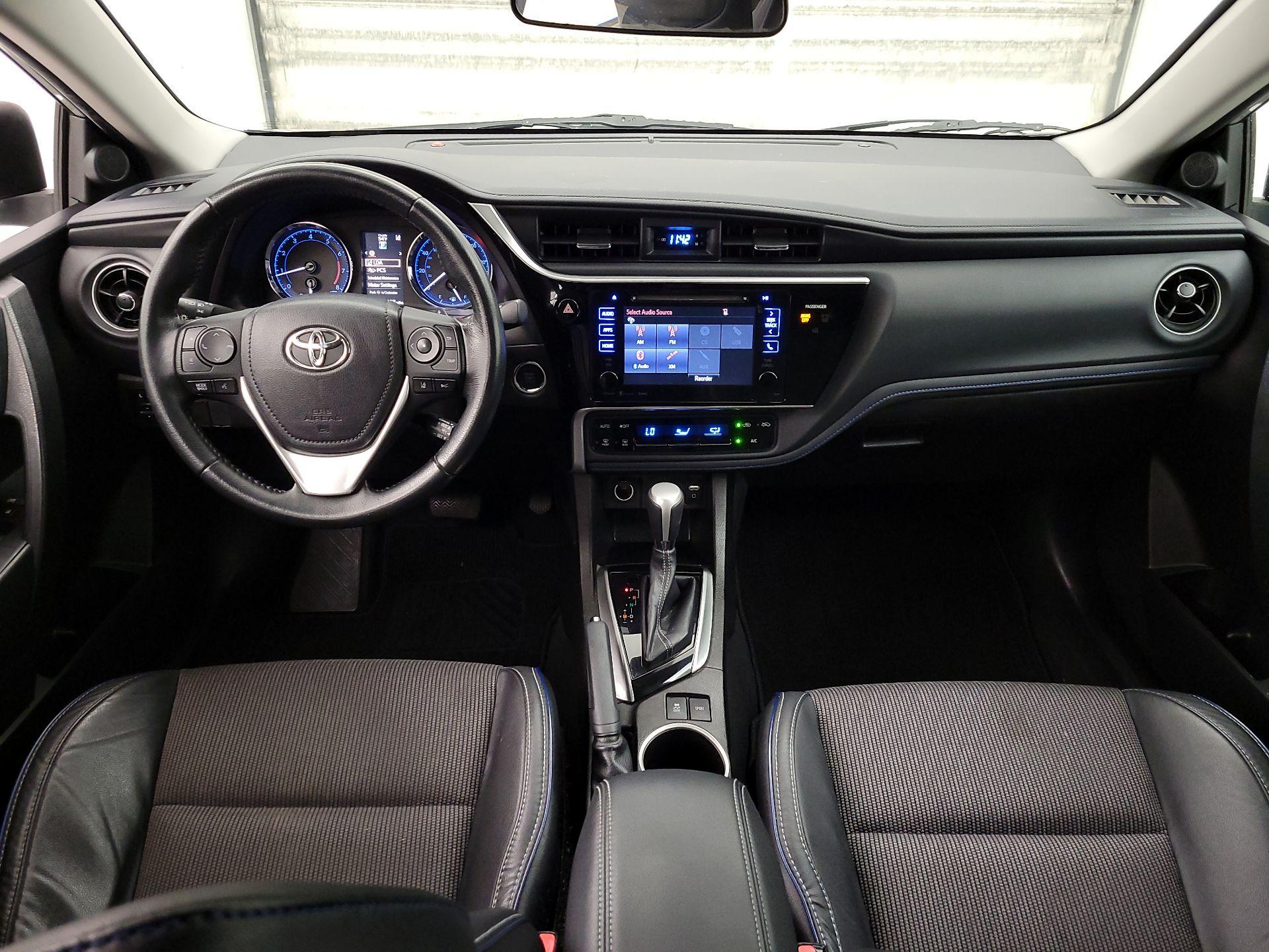 Thumbnail: 2017 Toyota Corolla - 9