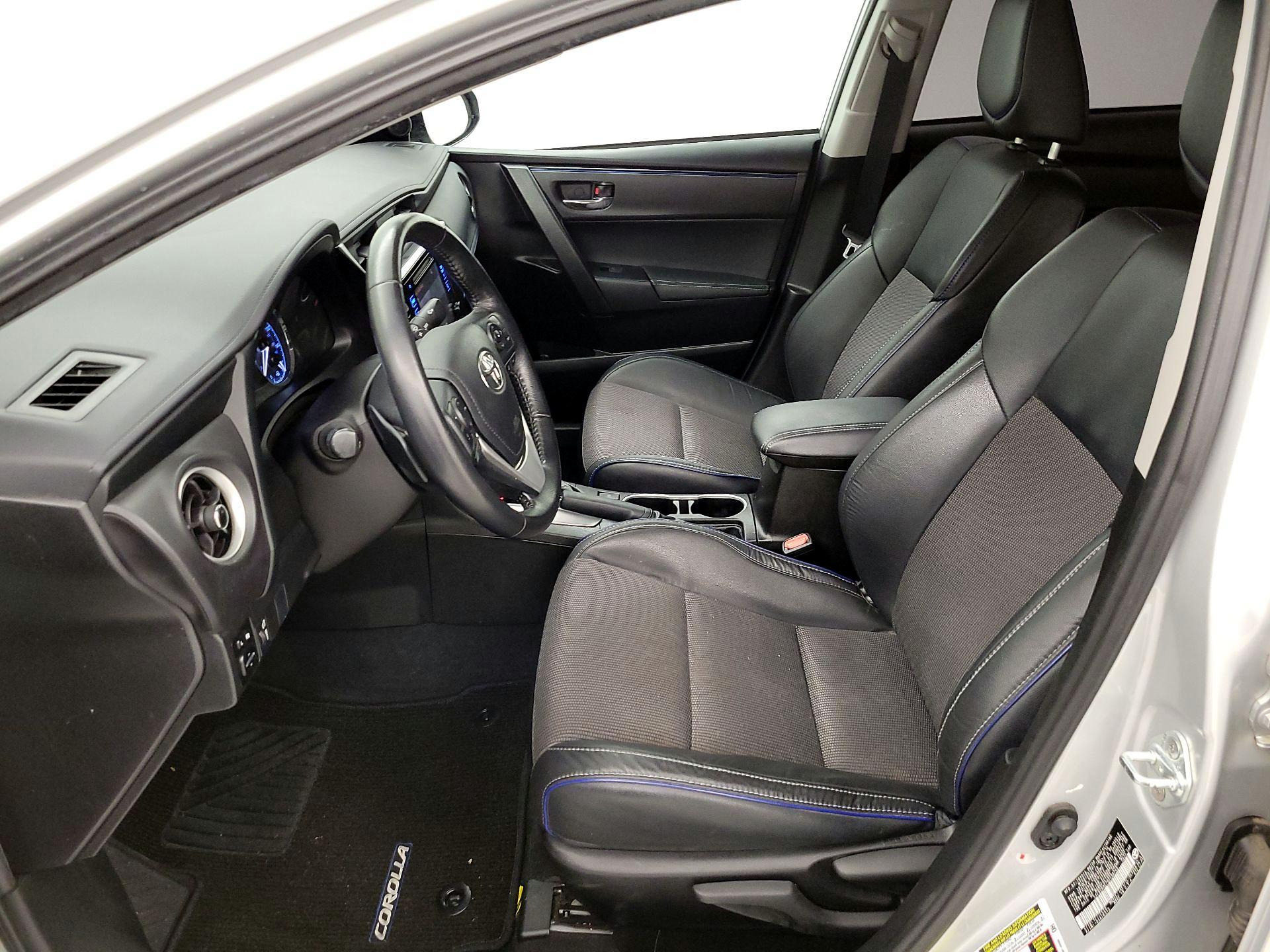 Thumbnail: 2017 Toyota Corolla - 11