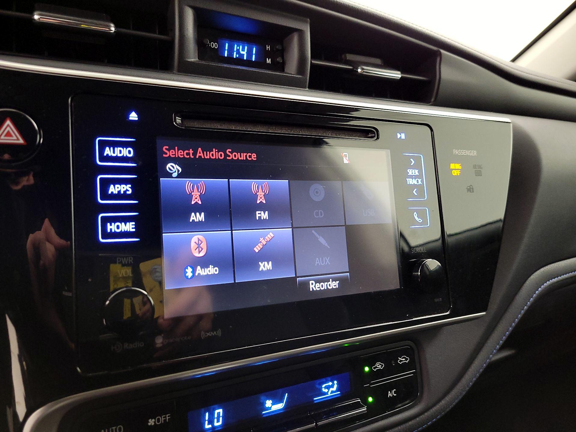 Thumbnail: 2017 Toyota Corolla - 15